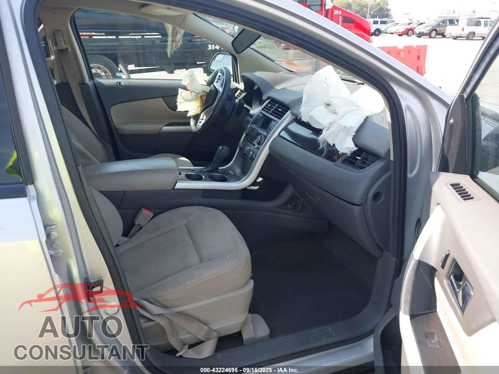 FORD EDGE 2013 - 2FMDK3GC3DBB44462