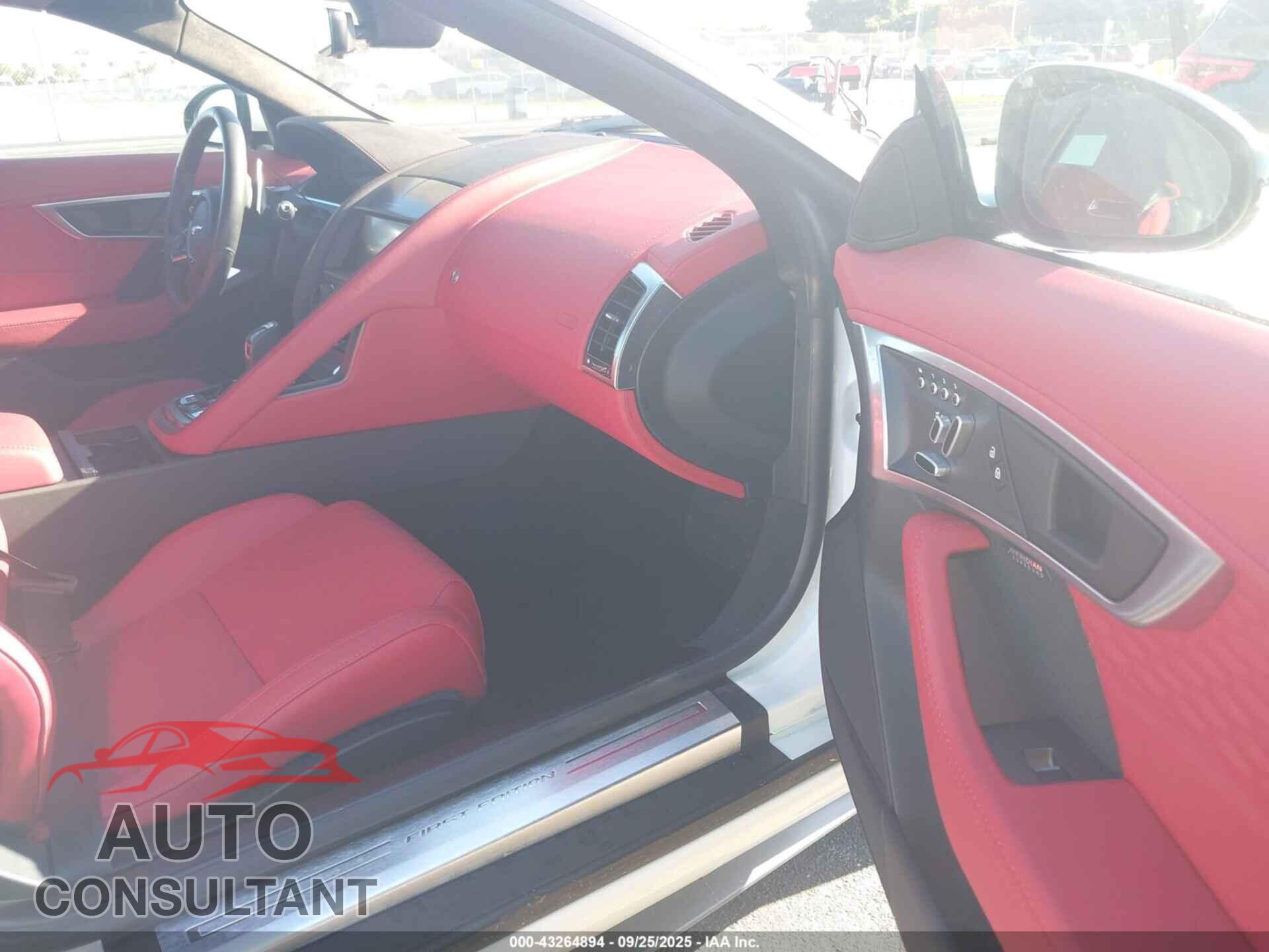 JAGUAR F-TYPE 2021 - SAJDF5GX8MCK73659