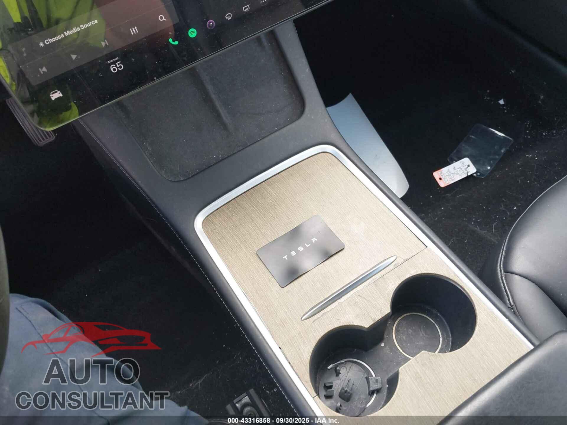 TESLA MODEL 3 2021 - 5YJ3E1EA2MF018190
