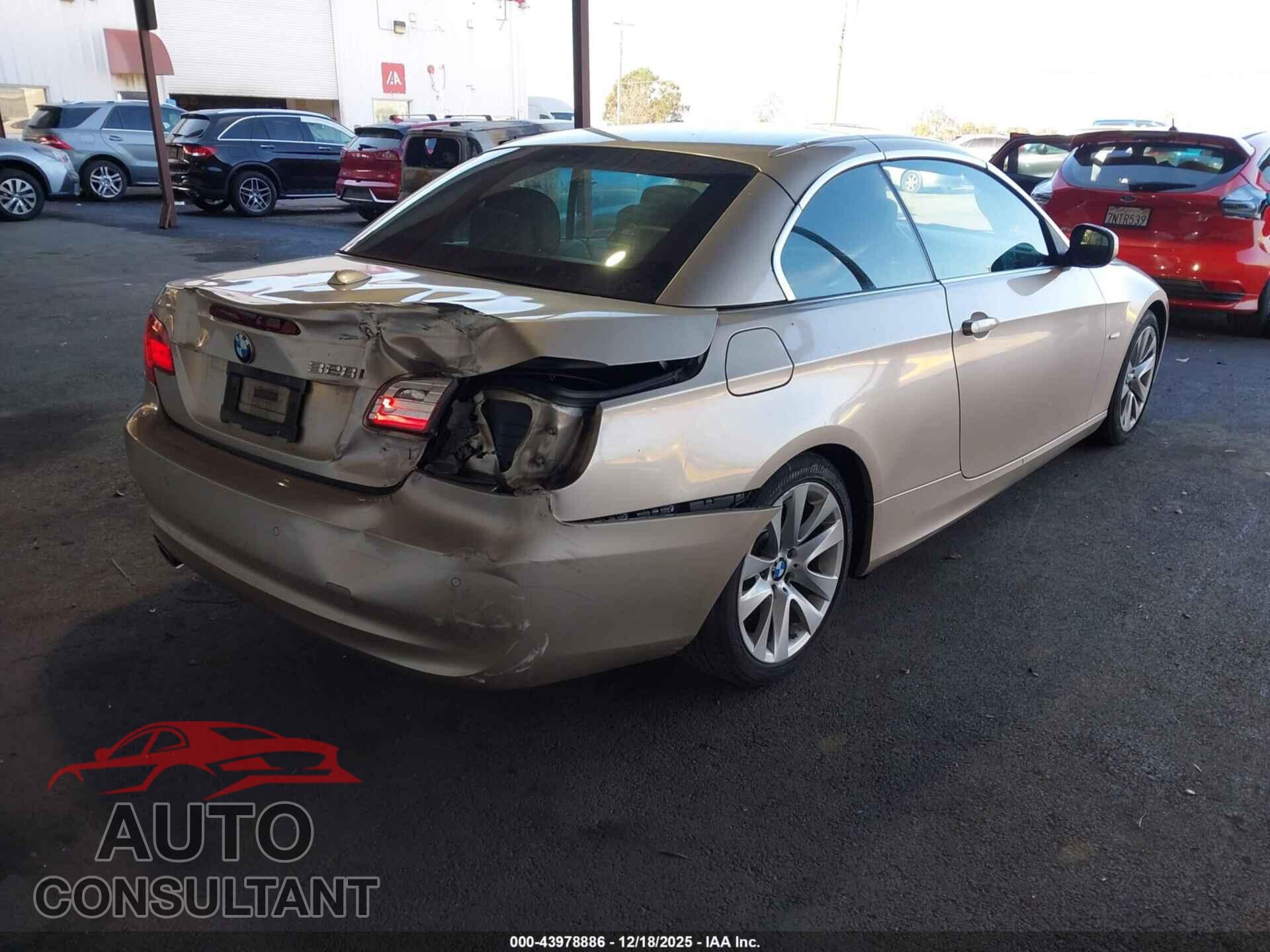 BMW 328I 2012 - WBADW7C55CE729048