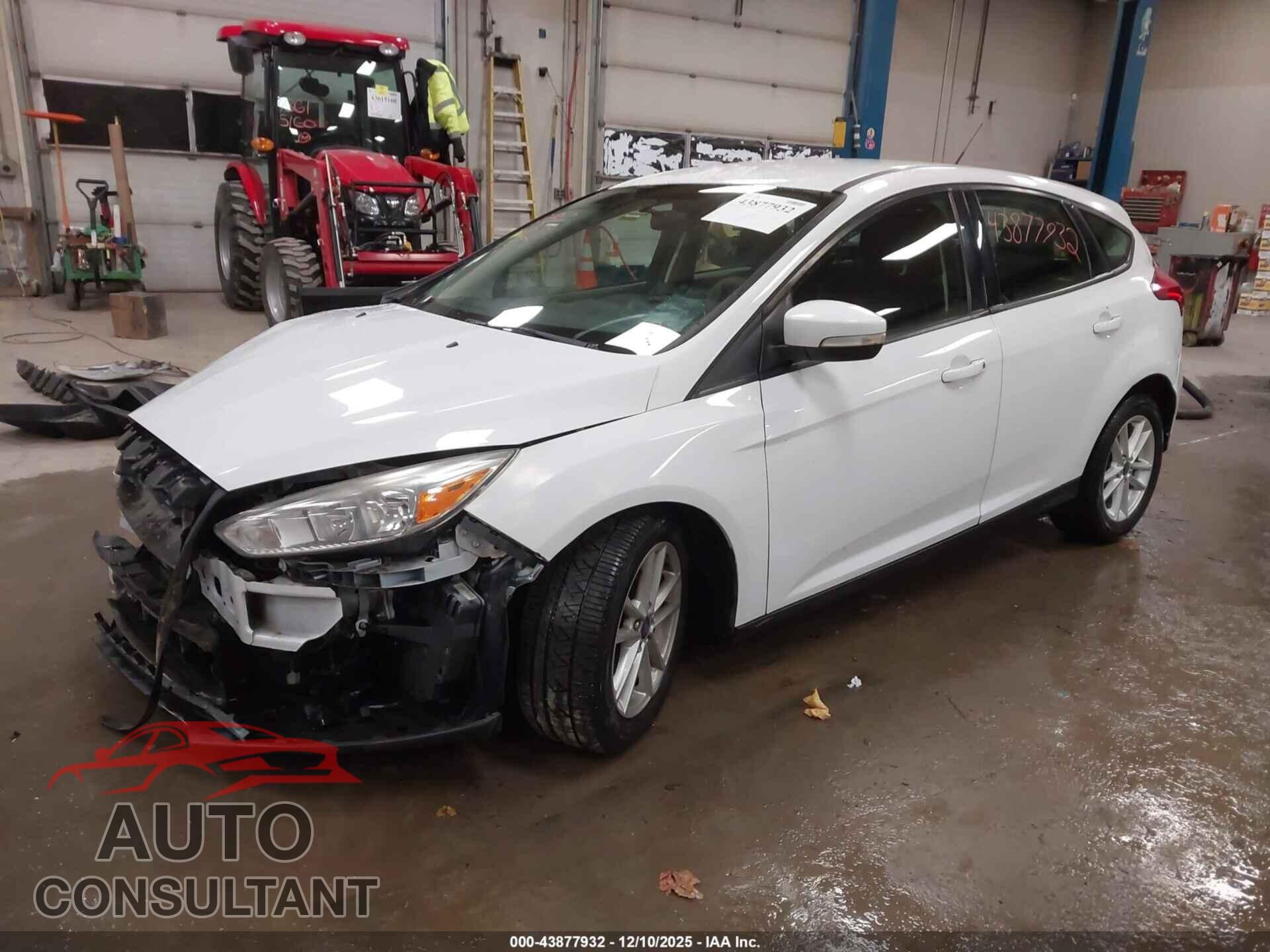 FORD FOCUS 2017 - 1FADP3K2XHL290938