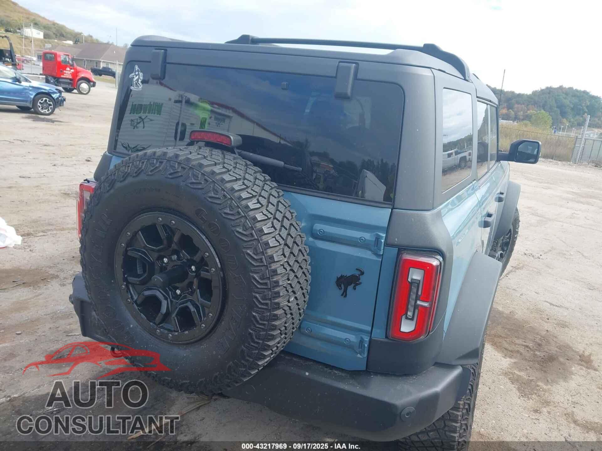 FORD BRONCO 2023 - 1FMEE5DP0PLB08070