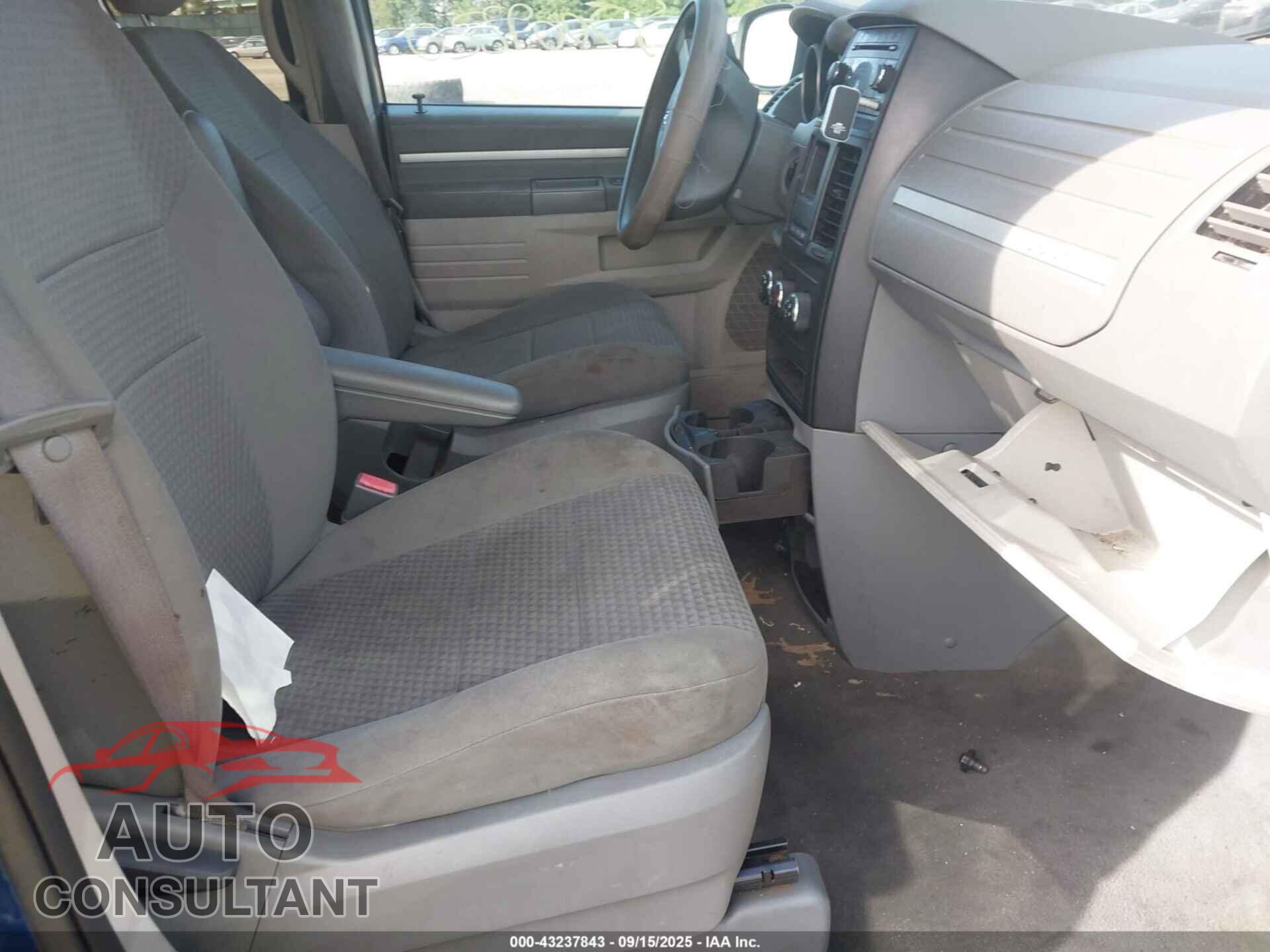 DODGE GRAND CARAVAN 2010 - 2D4RN4DE3AR306352