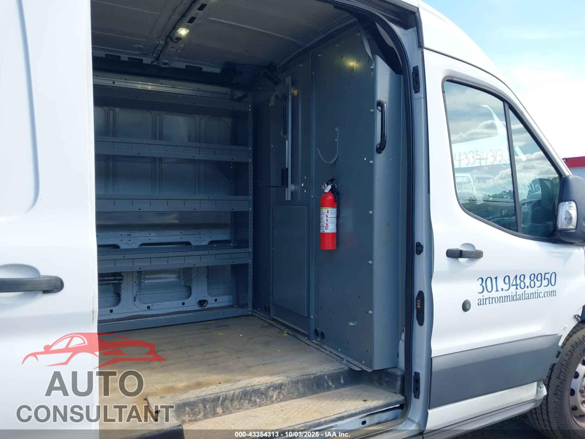 FORD TRANSIT-250 2017 - 1FTYR1CM7HKB08547