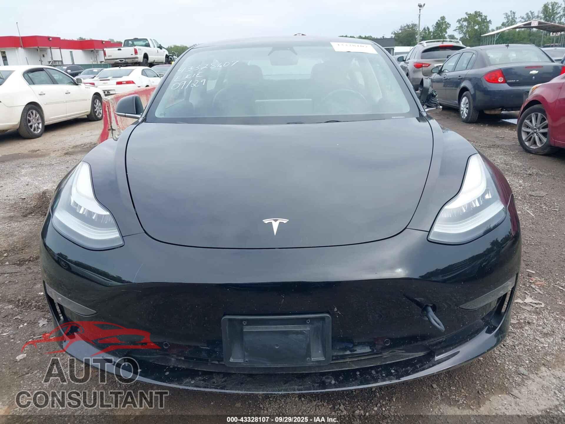 TESLA MODEL 3 2018 - 5YJ3E1EA9JF046855