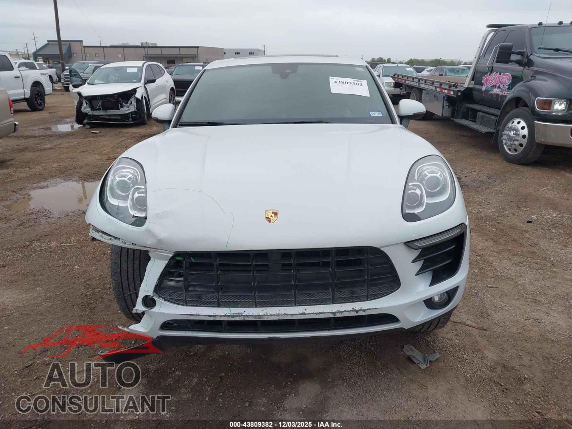 PORSCHE MACAN 2018 - WP1AA2A57JLB18004