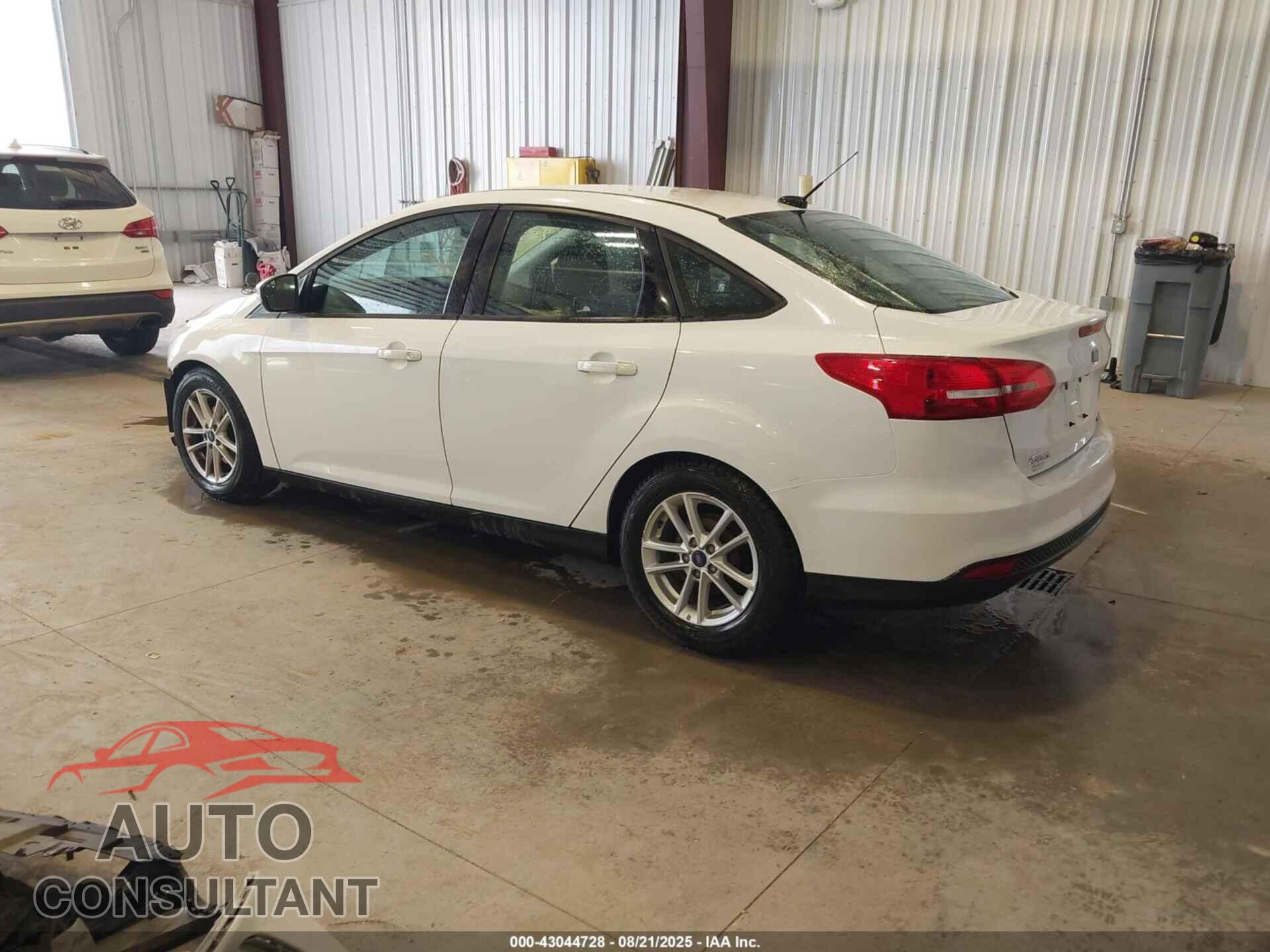 FORD FOCUS 2016 - 1FADP3F27GL325590