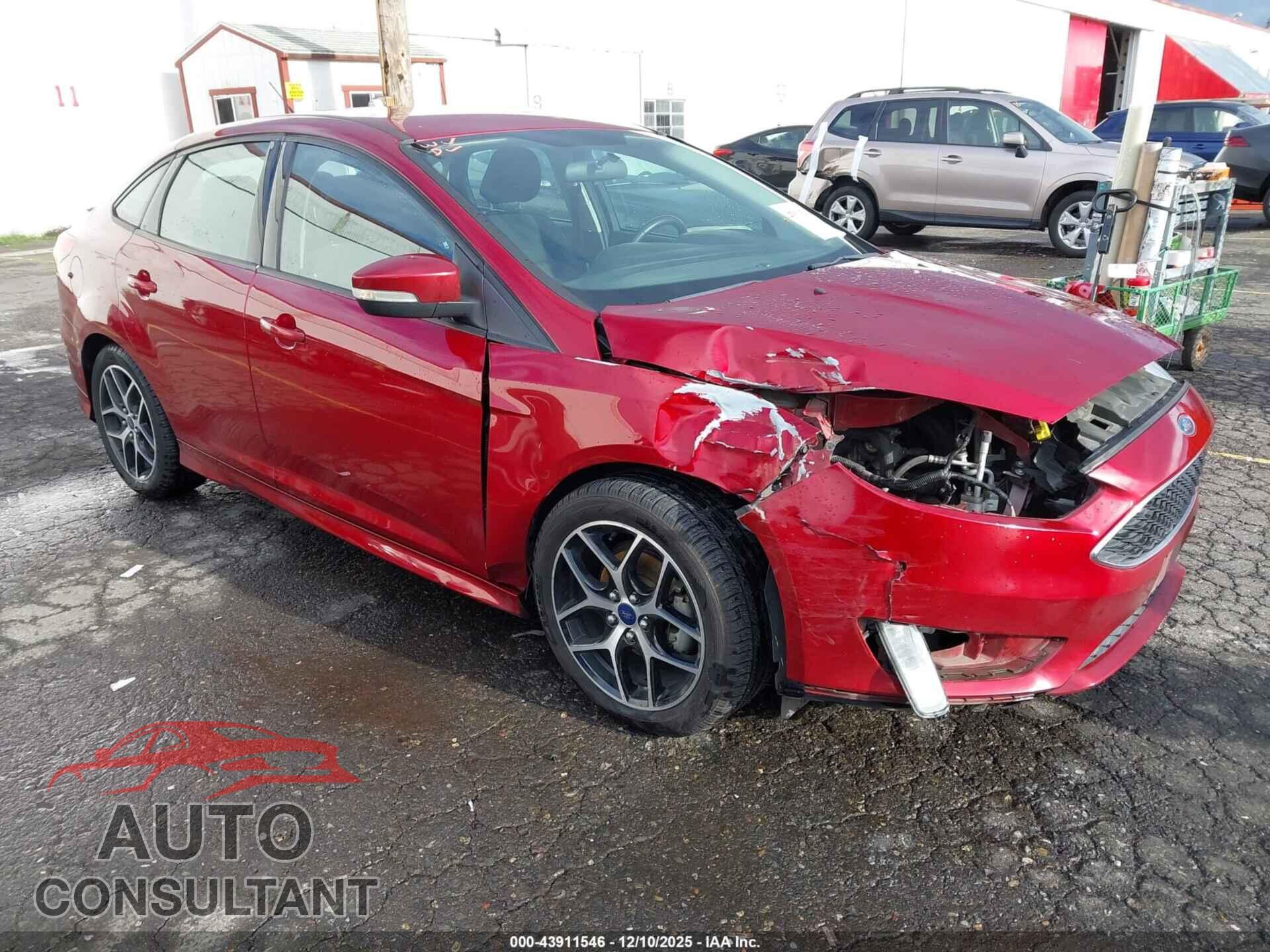 FORD FOCUS 2015 - 1FADP3F22FL370175