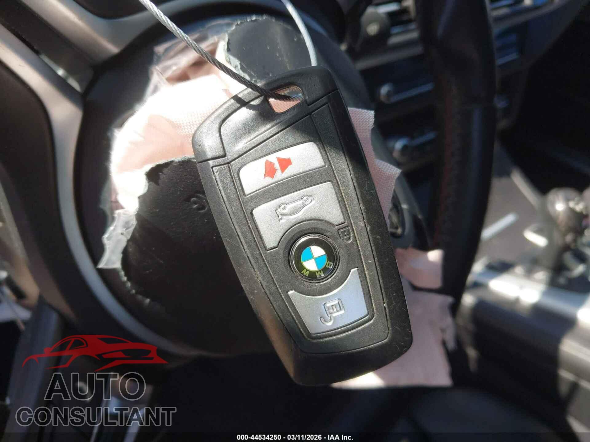 BMW M5 2014 - WBSFV9C55ED097499