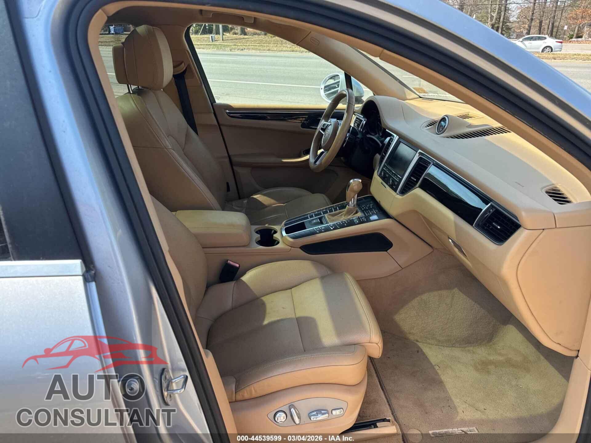 PORSCHE MACAN 2015 - WP1AB2A59FLB54832
