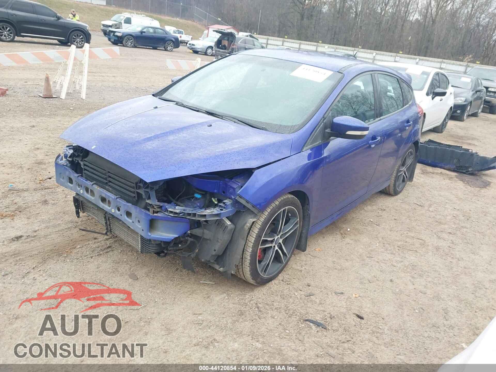 FORD FOCUS ST 2015 - 1FADP3L94FL305541