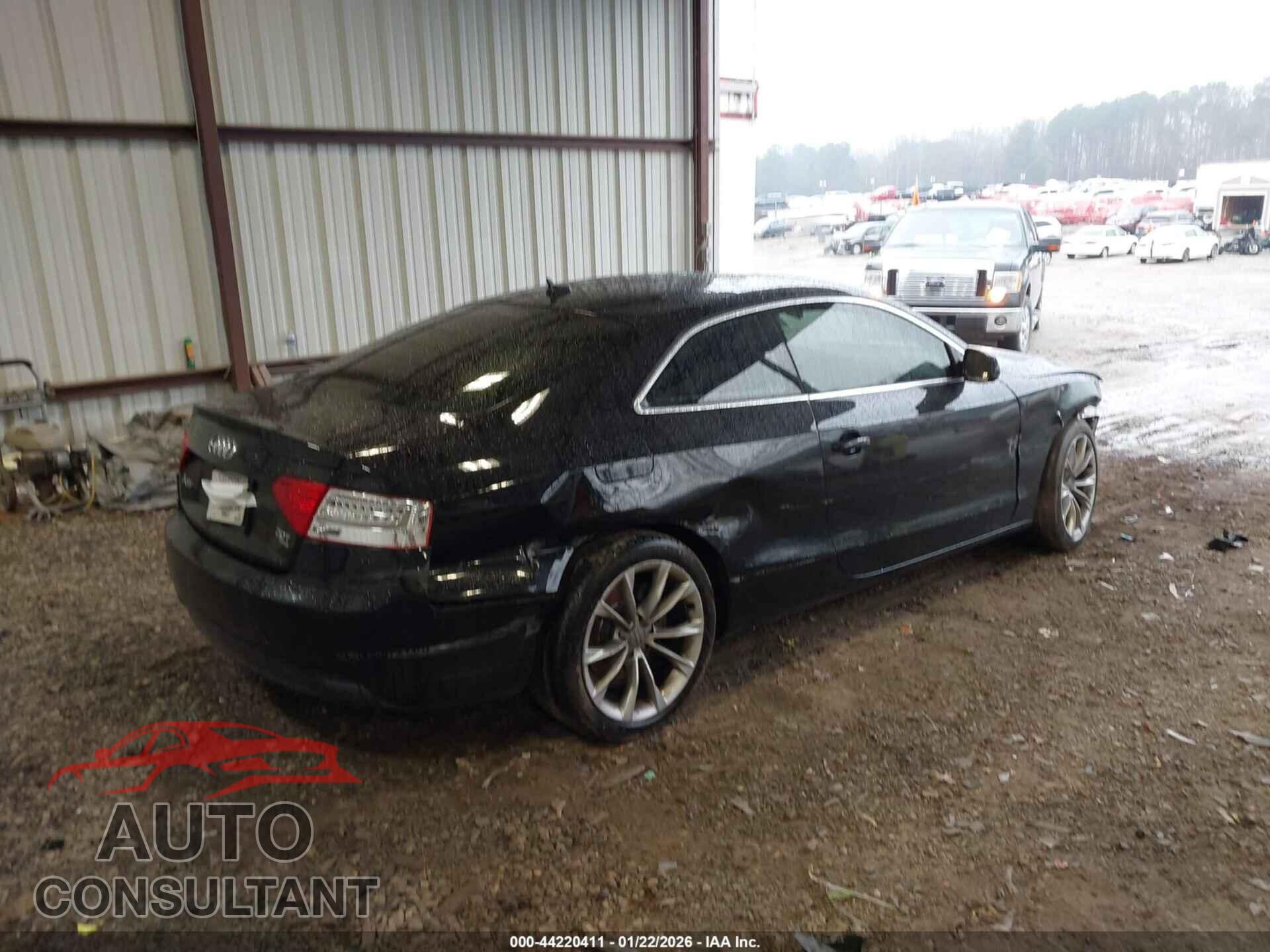 AUDI A5 2013 - WAUCFAFR5DA042085