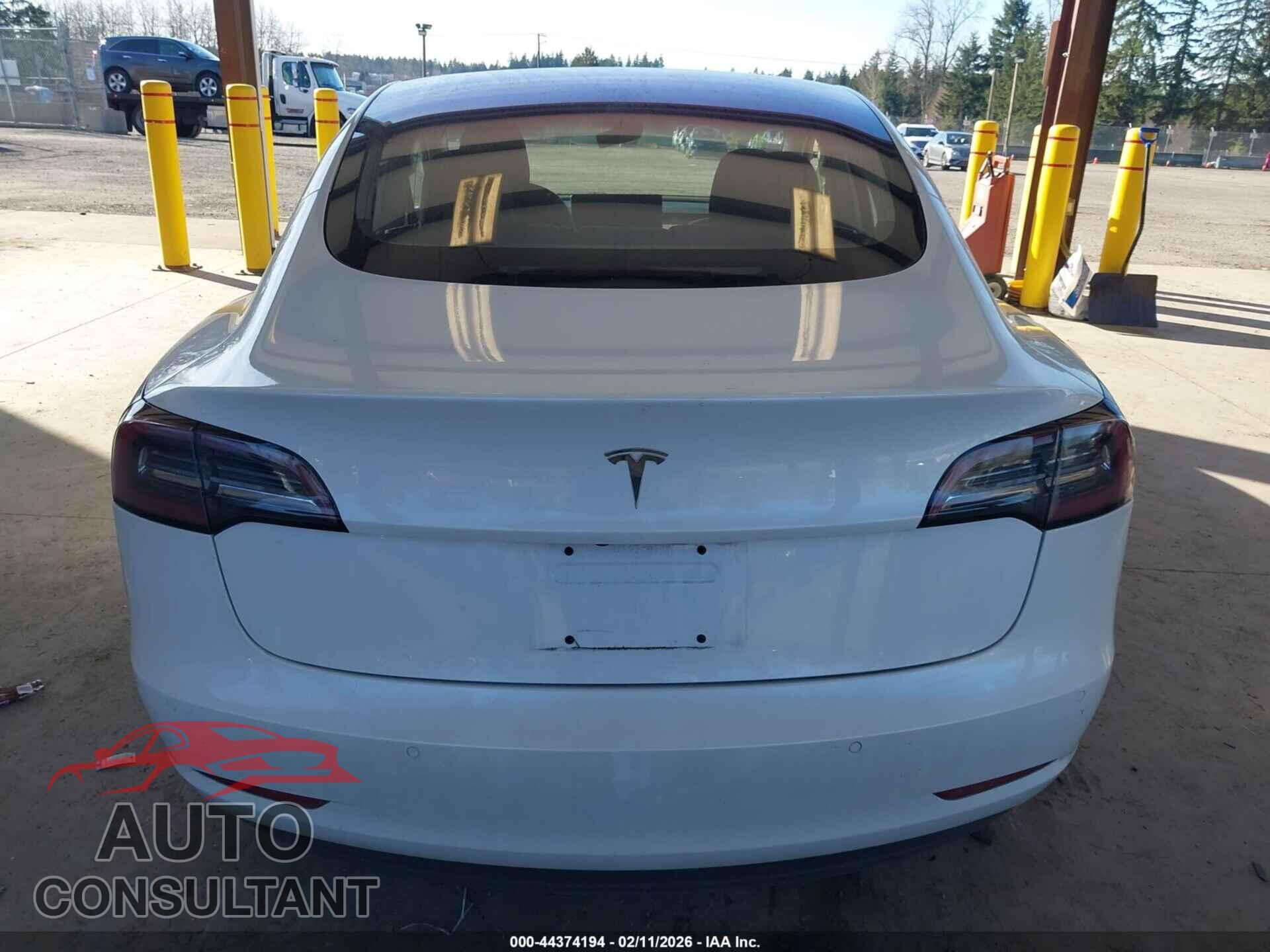 TESLA MODEL 3 2018 - 5YJ3E1EA7JF012414