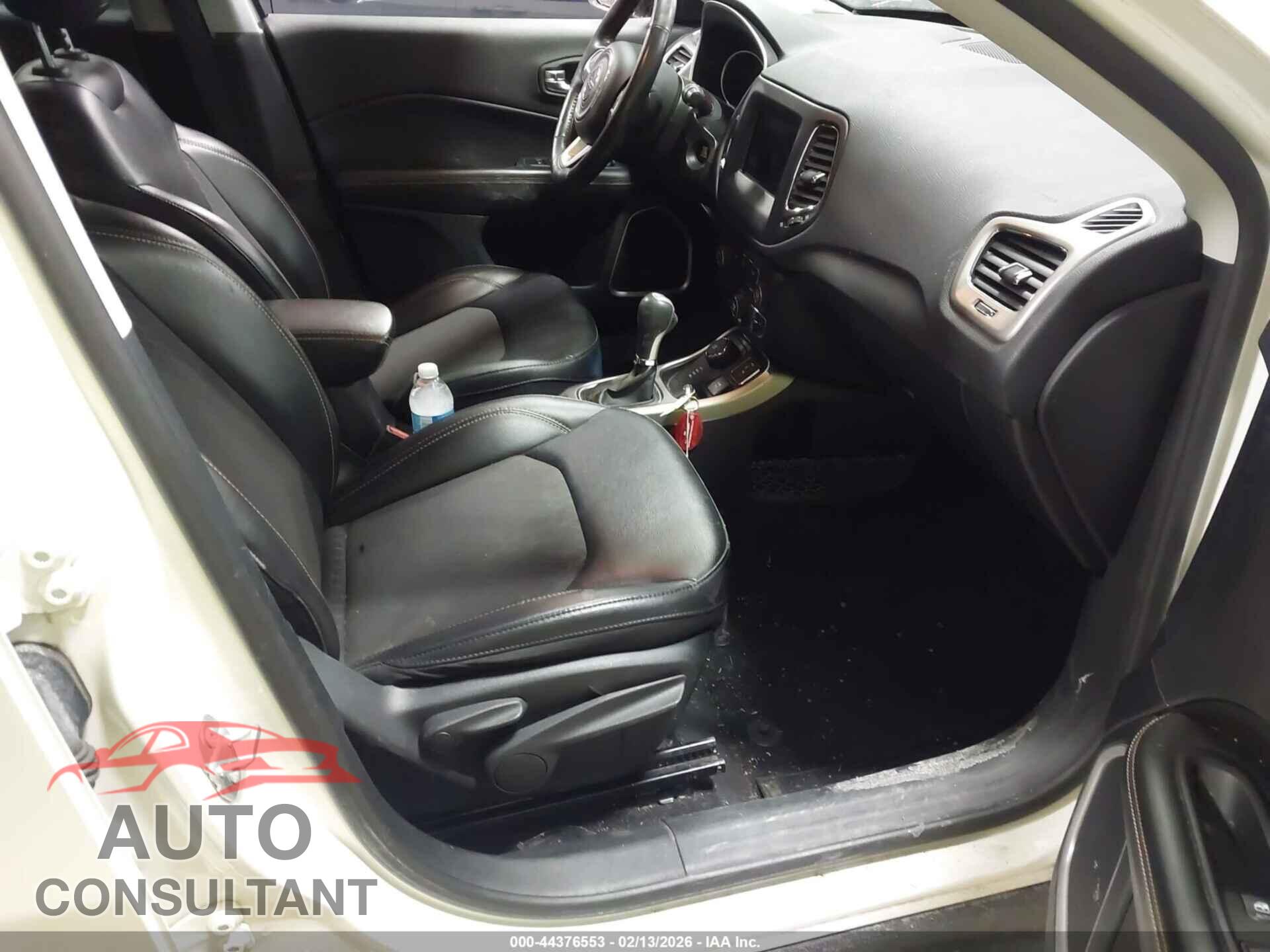 JEEP COMPASS 2020 - 3C4NJDBB6LT100538
