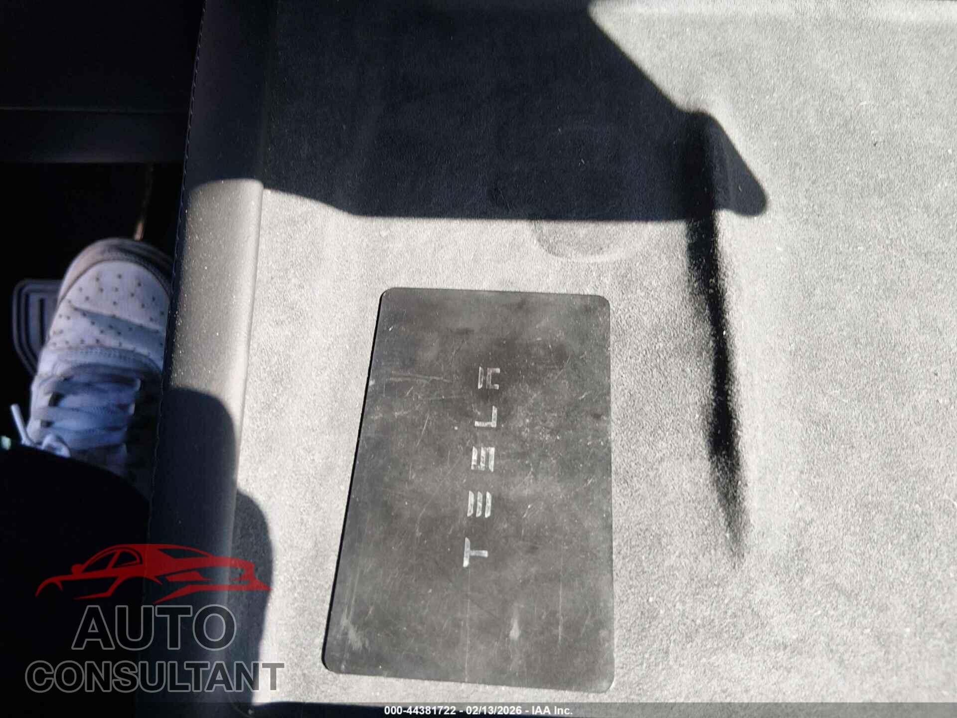 TESLA MODEL 3 2025 - 5YJ3E1EA2SF942996
