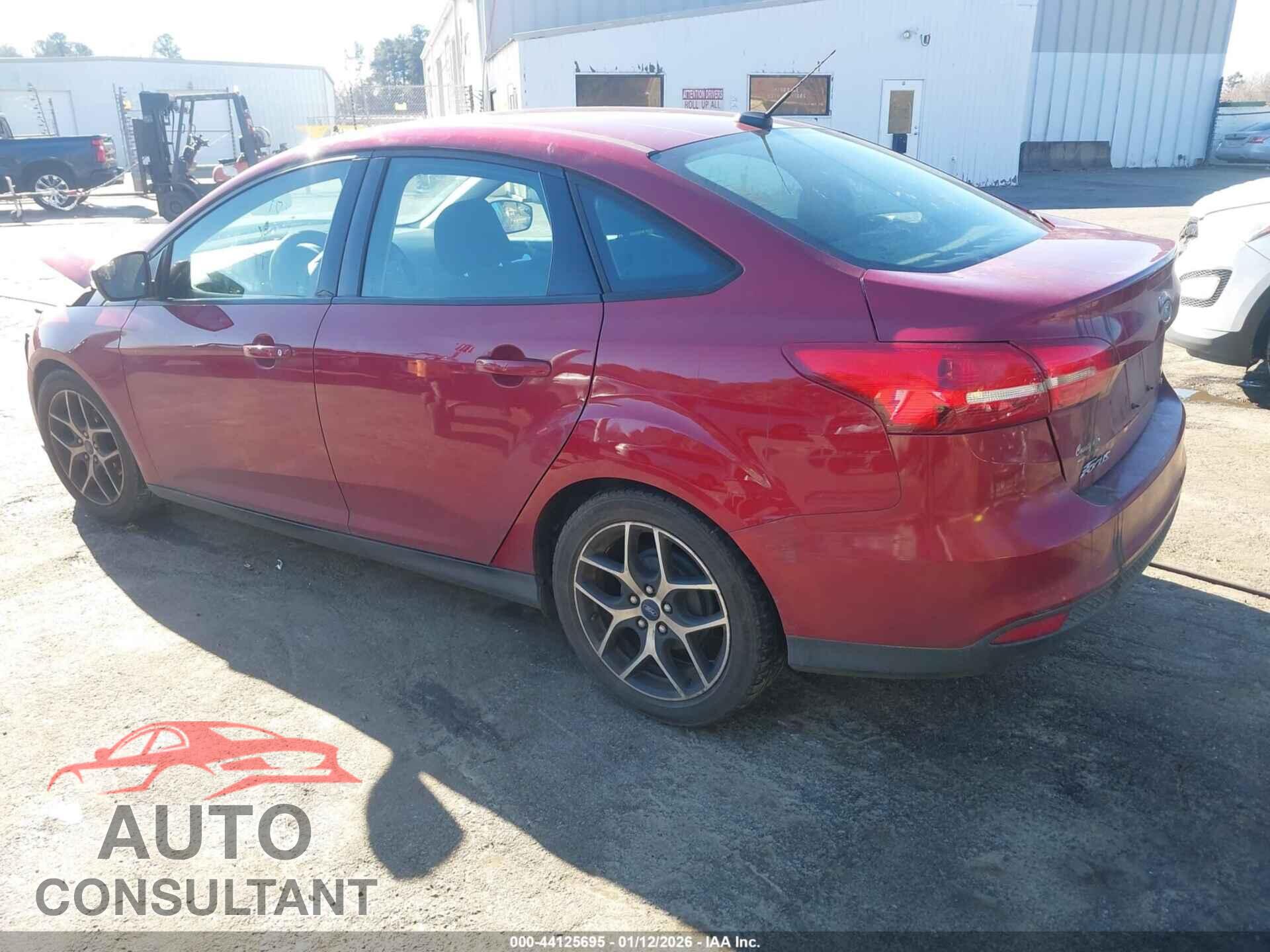 FORD FOCUS 2017 - 1FADP3F28HL274697