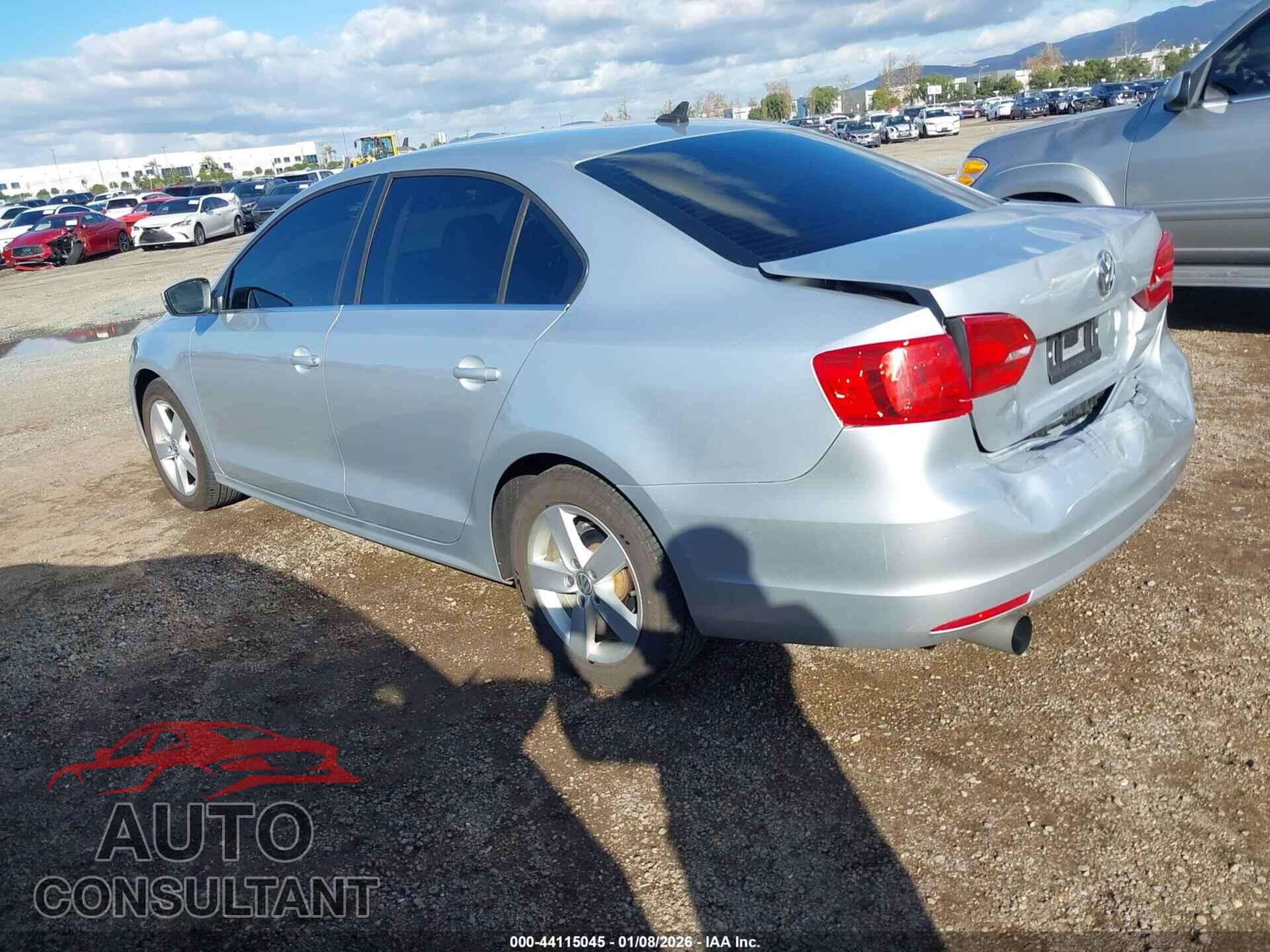 VOLKSWAGEN JETTA 2014 - 3VWLL7AJ2EM284236