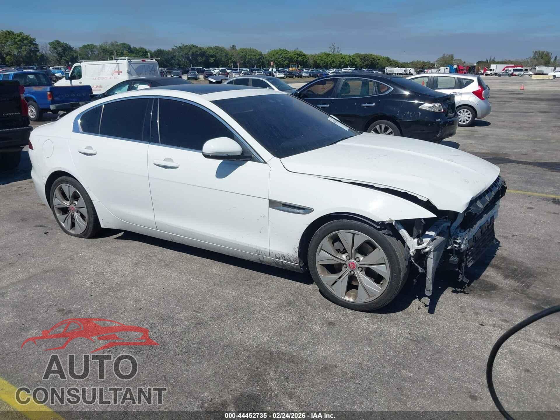 JAGUAR XE 2020 - SAJAE4FX2LCP64499
