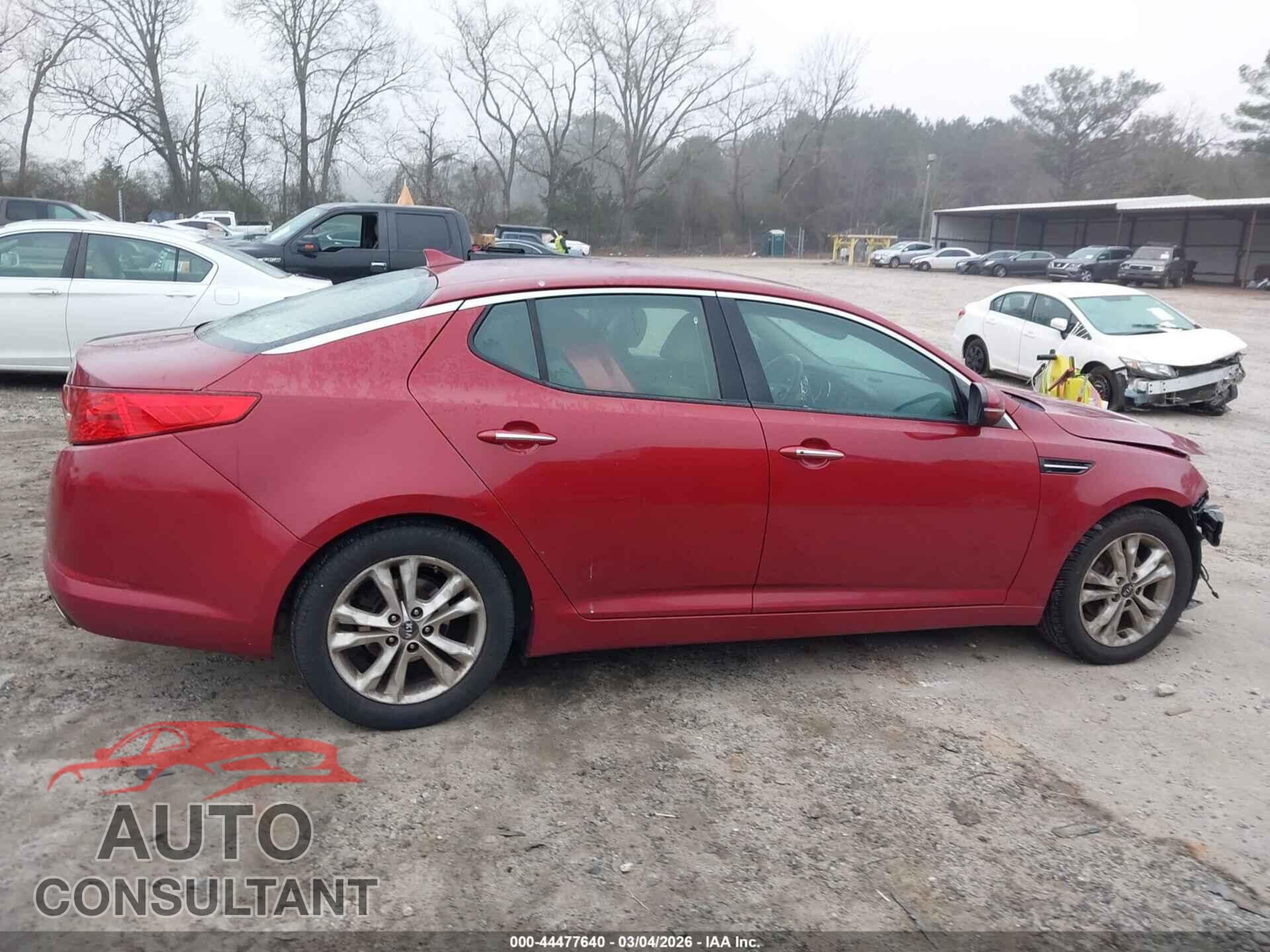 KIA OPTIMA 2011 - KNAGN4A71B5063839