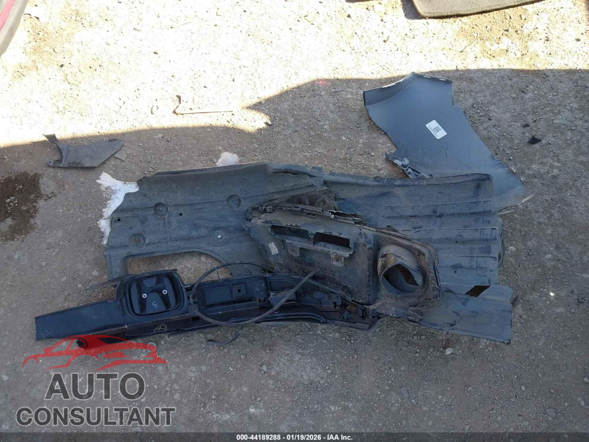 HONDA CIVIC 2019 - 2HGFC2F86KH576170
