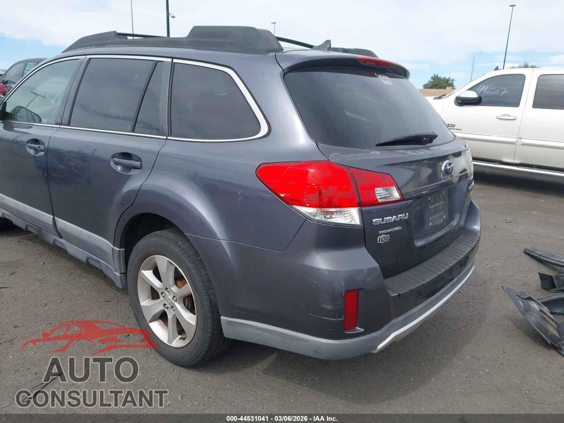 SUBARU OUTBACK 2014 - 4S4BRBLC0E3217971