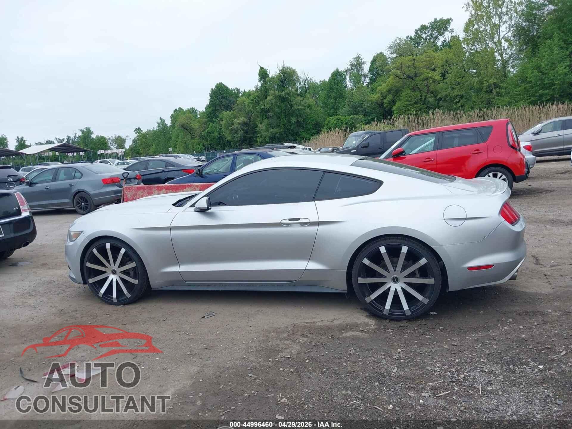 FORD MUSTANG 2015 - 1FA6P8TH2F5374584