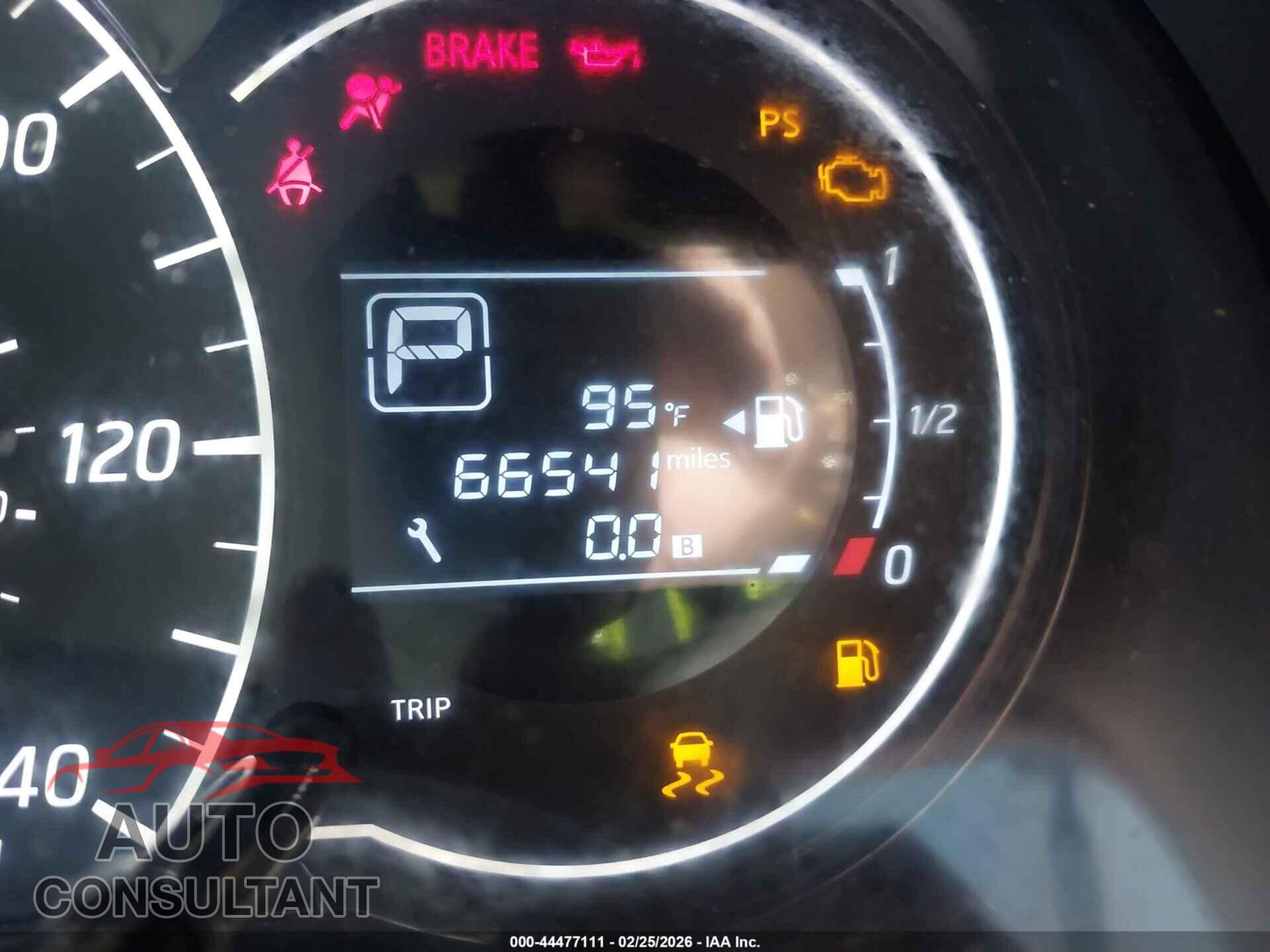 NISSAN VERSA NOTE 2016 - 3N1CE2CP7GL385298