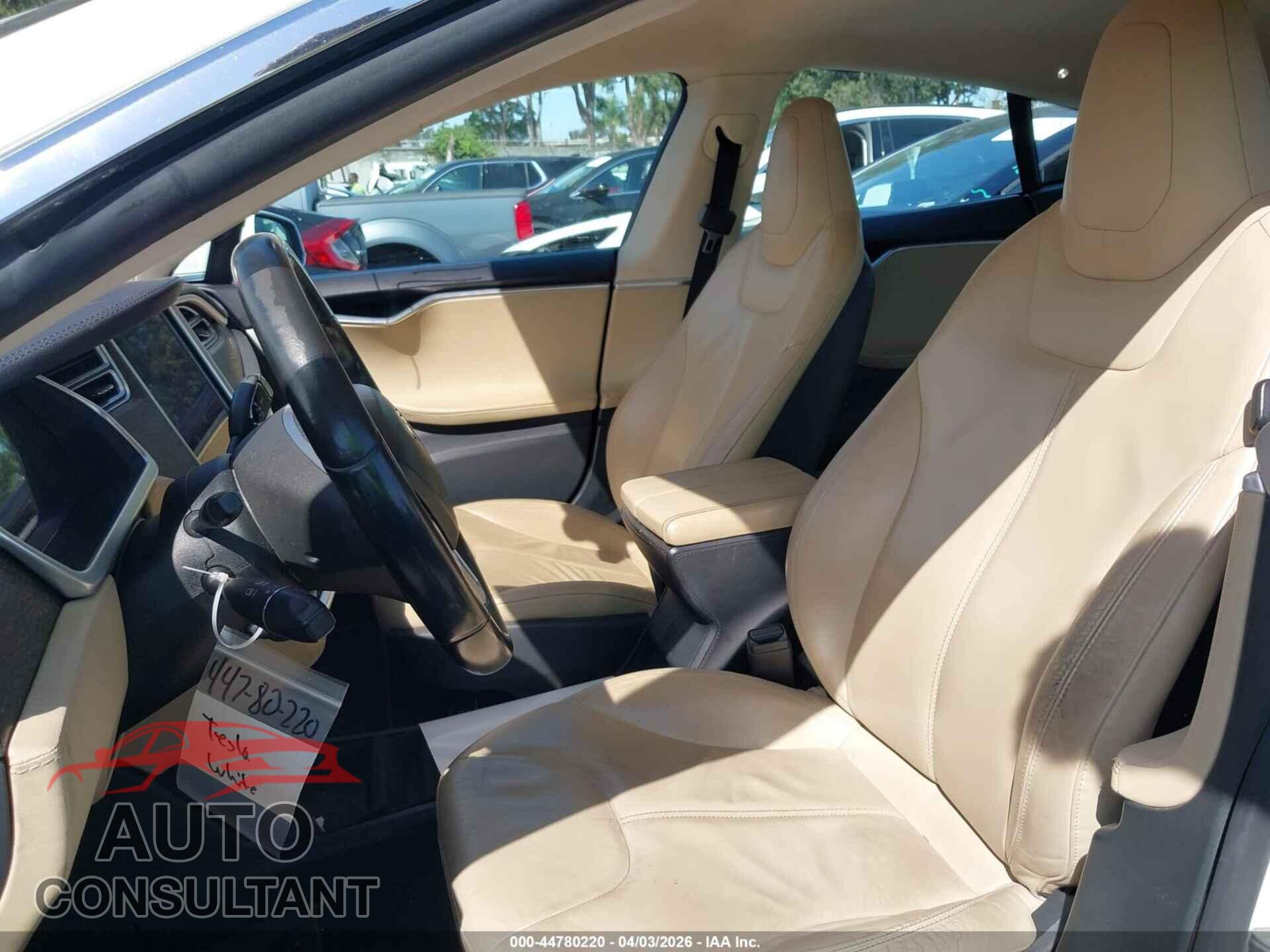 TESLA MODEL S 2013 - 5YJSA1AG2DFP13495