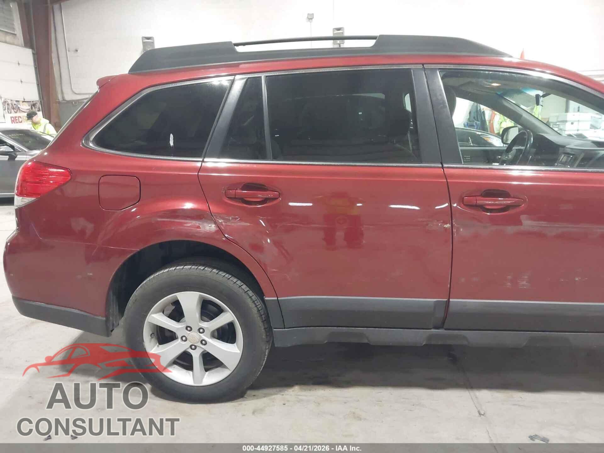 SUBARU OUTBACK 2013 - 4S4BRBCC3D3301300