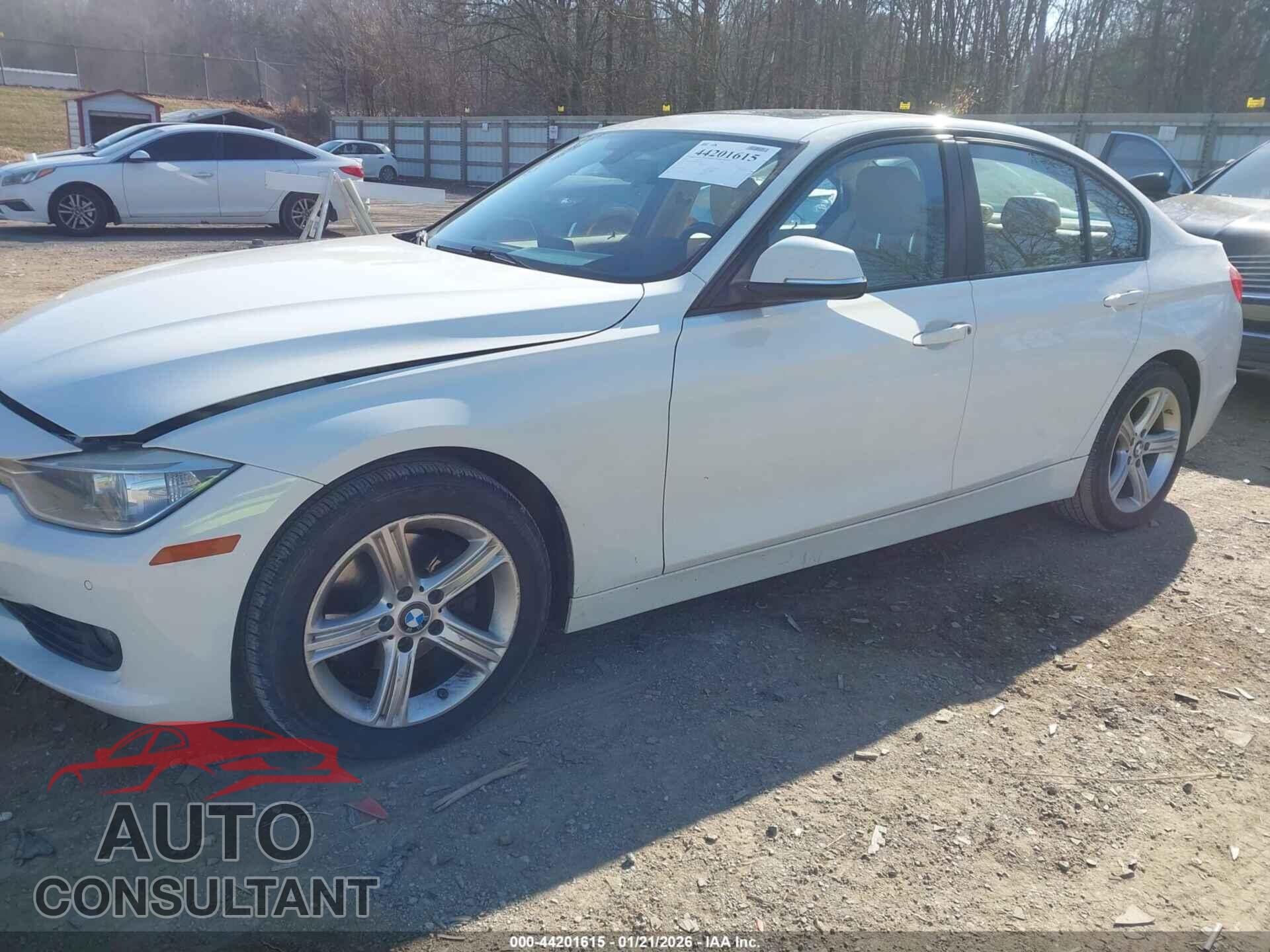 BMW 328I 2015 - WBA3A5G59FNS84357