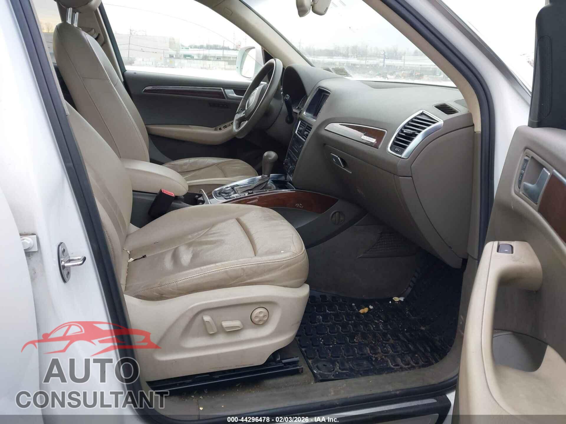 AUDI Q5 2012 - WA1LFAFP9CA123021