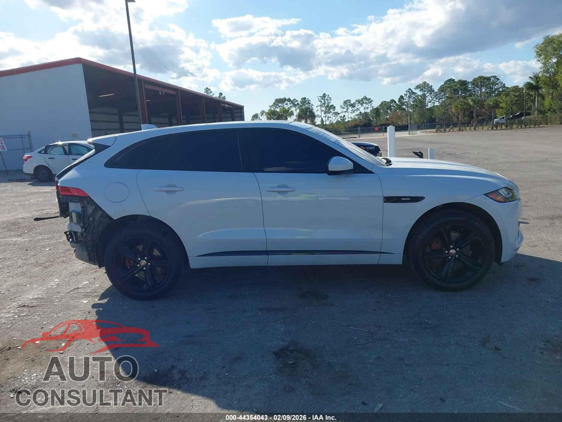 JAGUAR F-PACE 2017 - SADCL2BVXHA055350