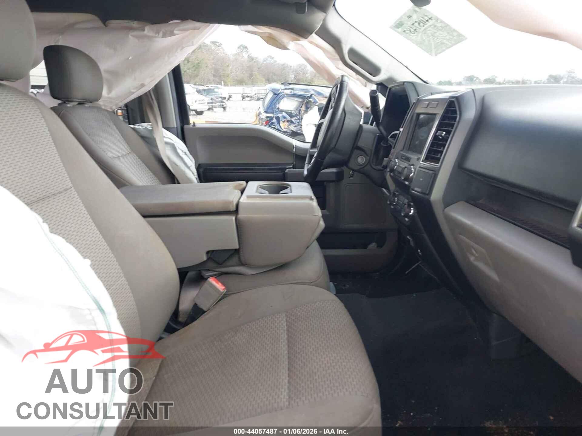 FORD F-150 2019 - 1FTEW1E44KFC01048