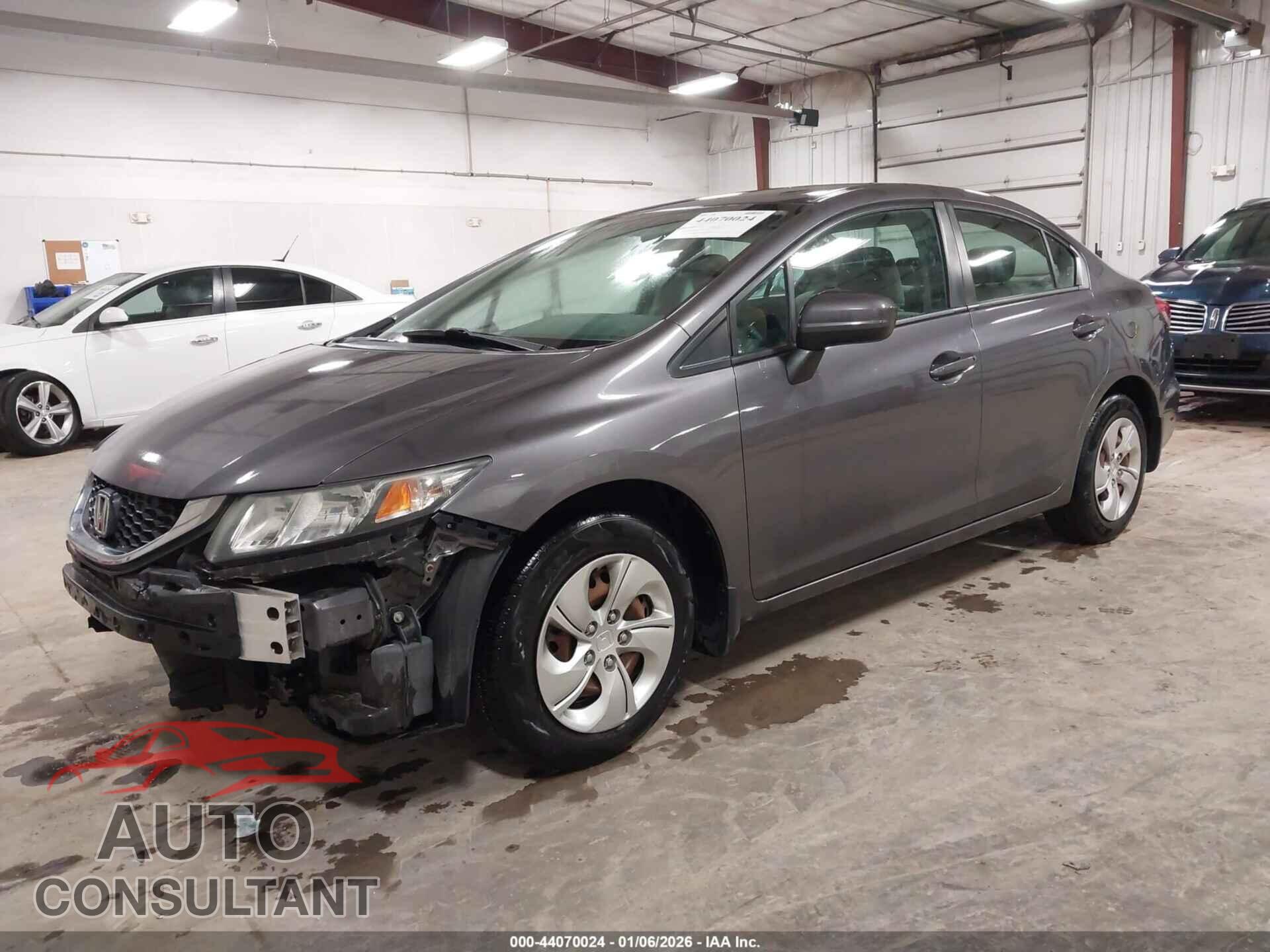 HONDA CIVIC 2015 - 19XFB2F57FE097829