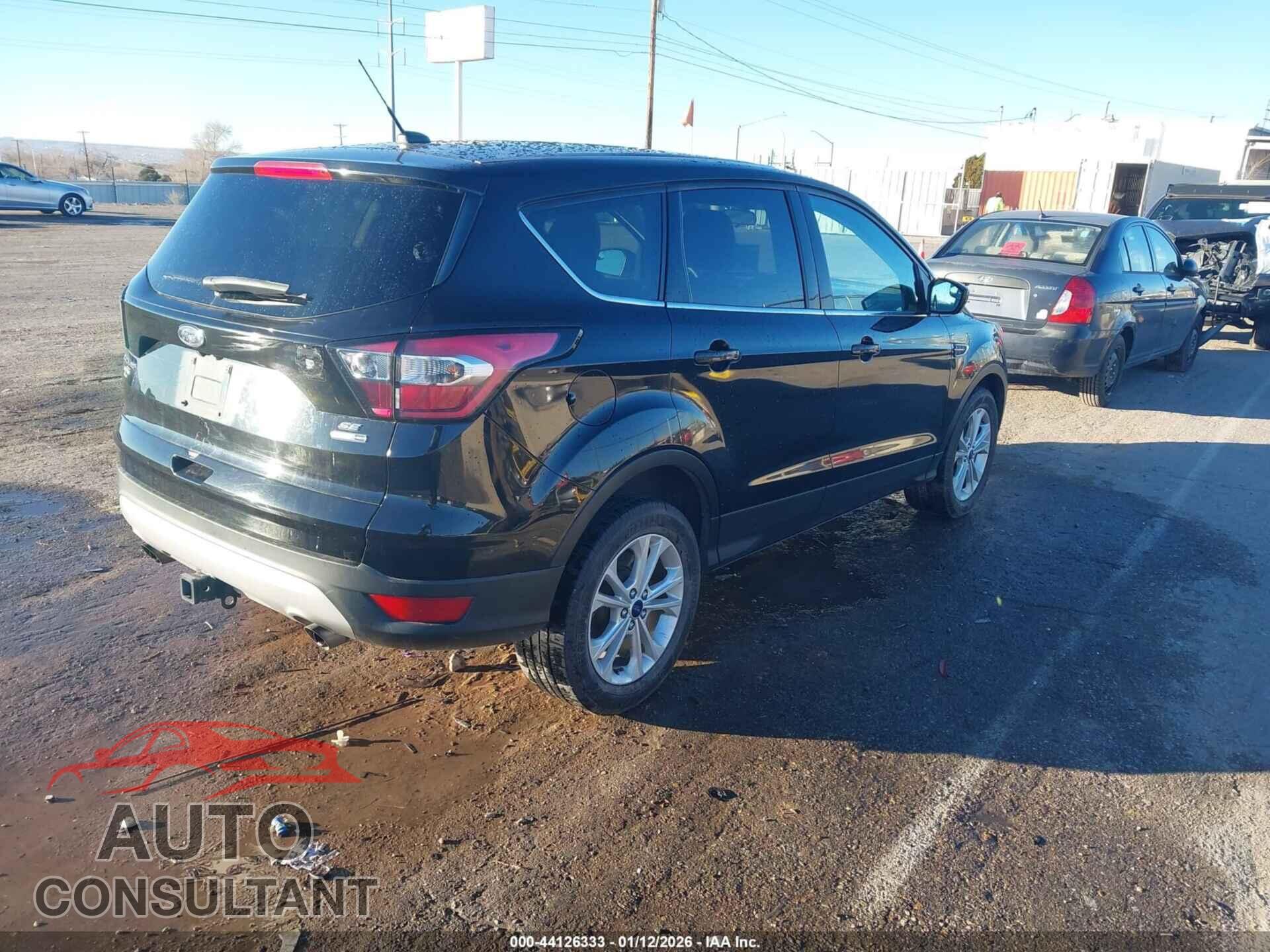 FORD ESCAPE 2017 - 1FMCU9G96HUF10993