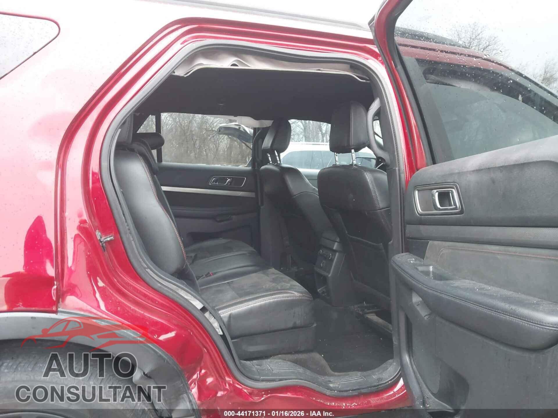 FORD EXPLORER 2018 - 1FM5K8D80JGB53478