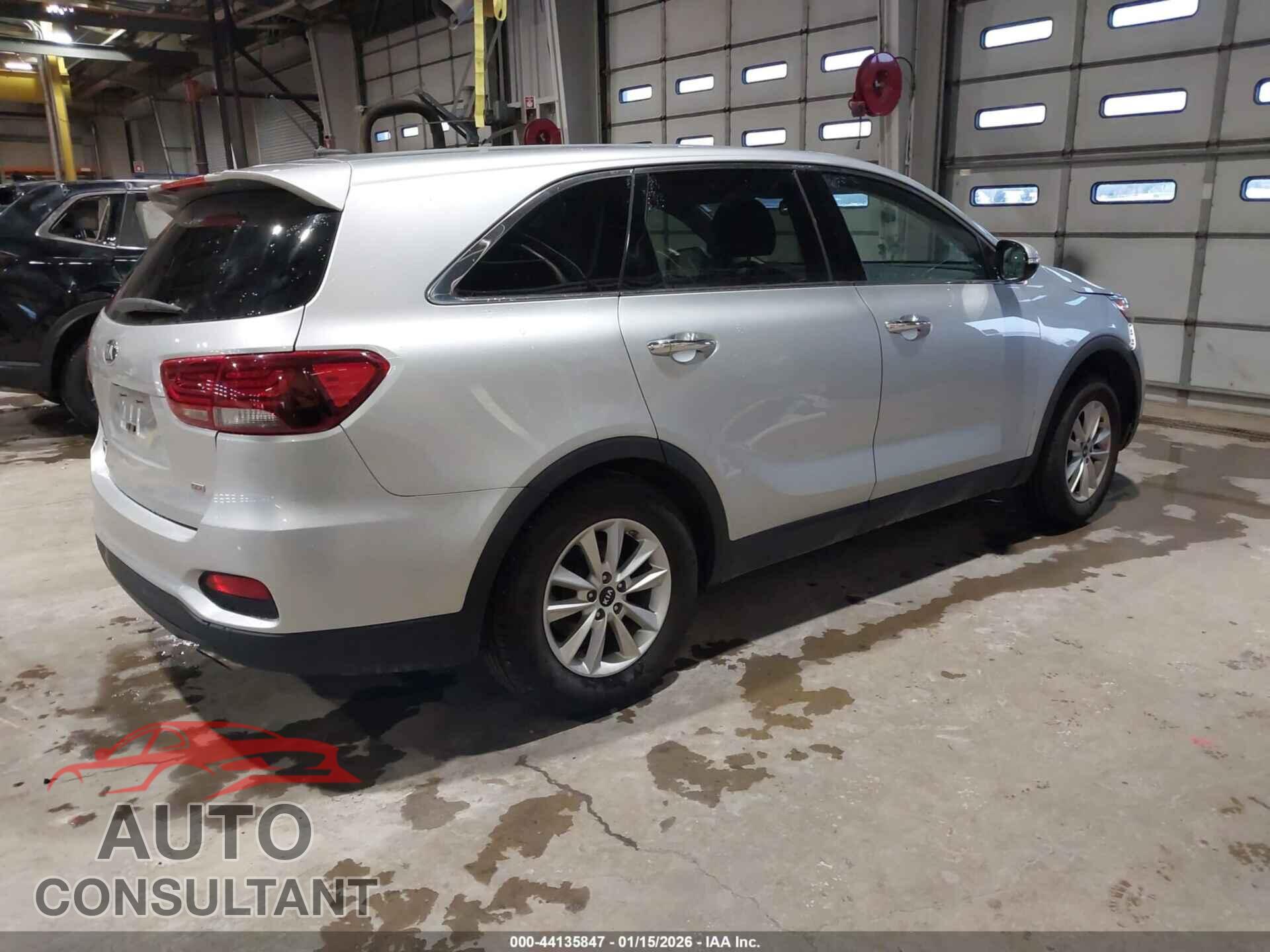 KIA SORENTO 2019 - 5XYPG4A39KG595387