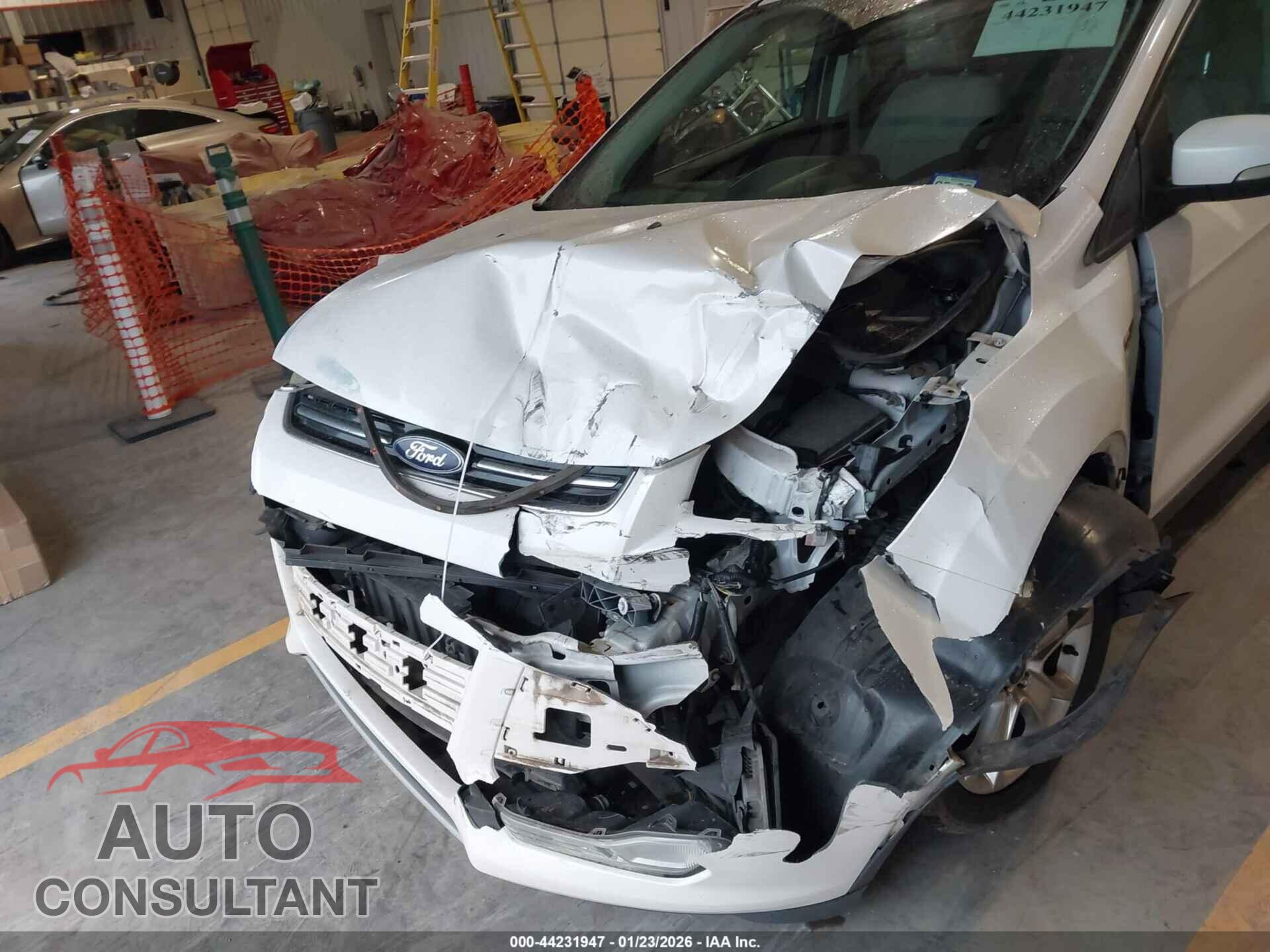 FORD ESCAPE 2013 - 1FMCU9H93DUC37892