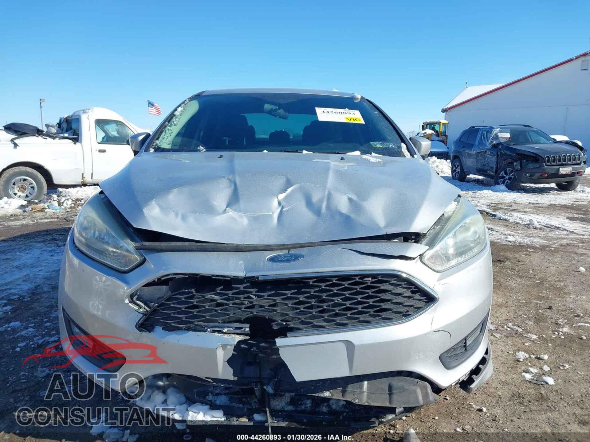 FORD FOCUS 2015 - 1FADP3F28FL365319