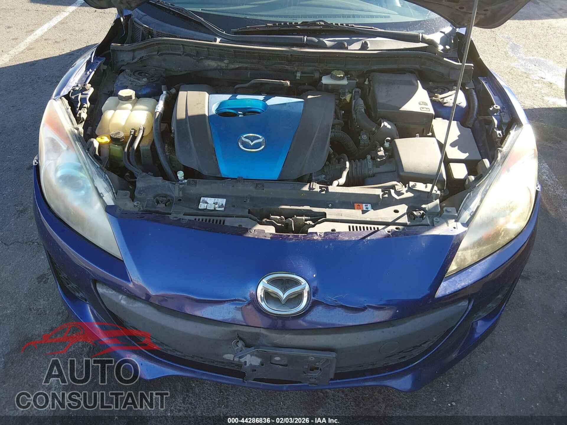 MAZDA MAZDA3 2012 - JM1BL1V80C1523313