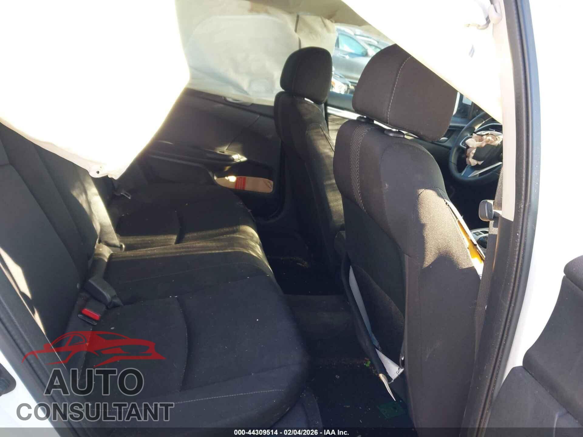 HONDA CIVIC 2018 - 2HGFC2F73JH507541