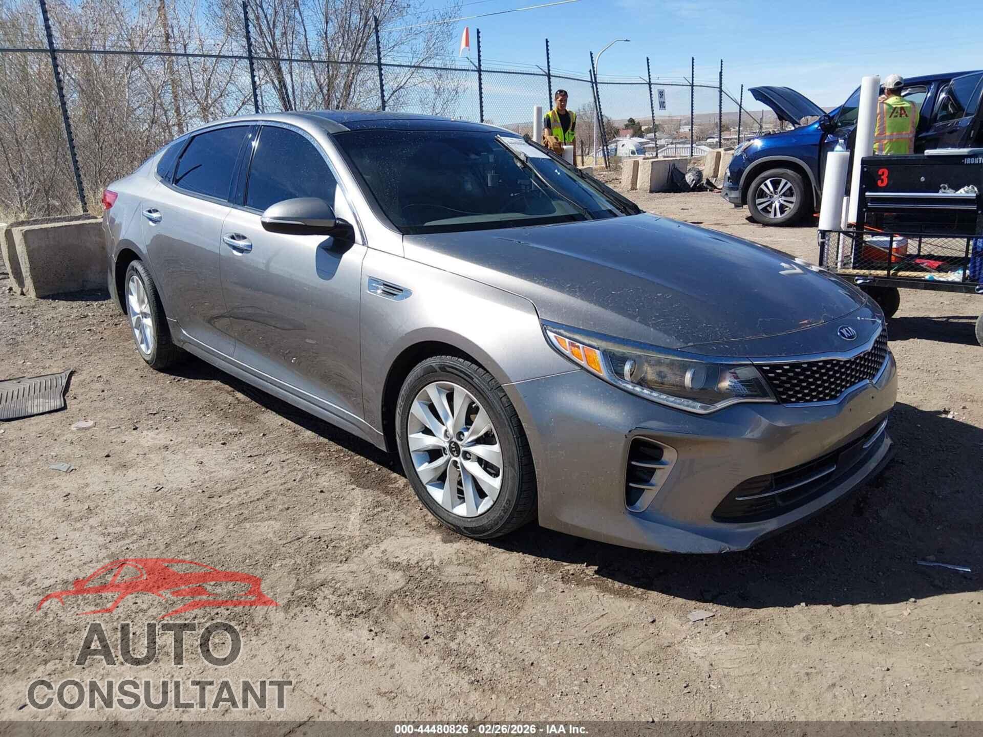 KIA OPTIMA 2017 - 5XXGU4L36HG168798