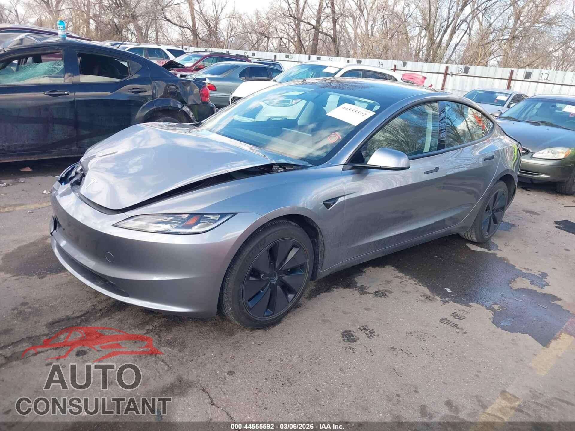 TESLA MODEL 3 2025 - 5YJ3E1EA9SF990432