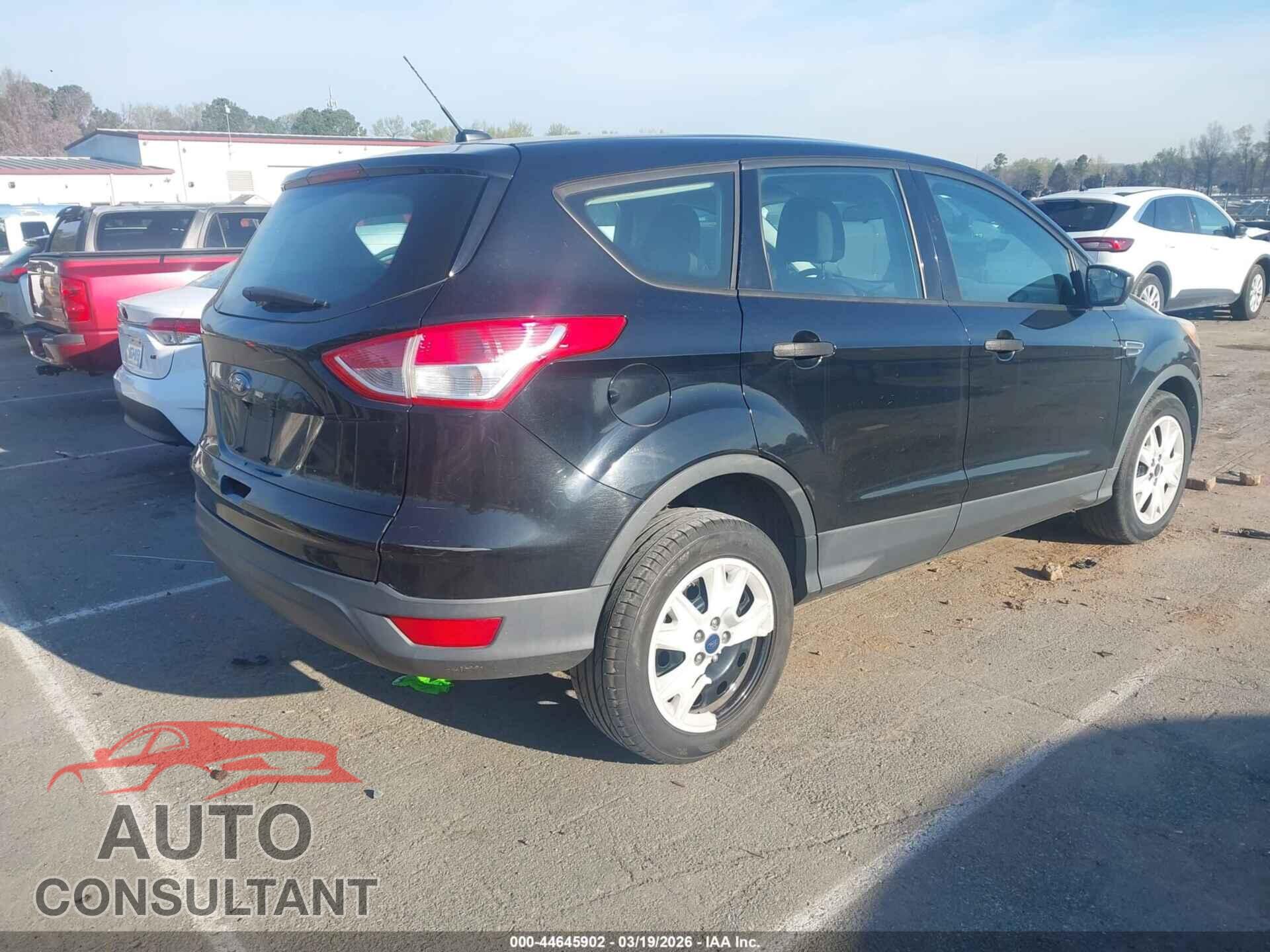 FORD ESCAPE 2016 - 1FMCU0F74GUC50636