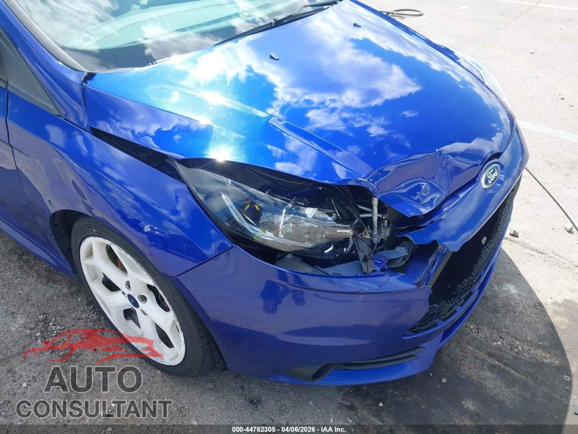 FORD FOCUS ST 2014 - 1FADP3L97EL251442