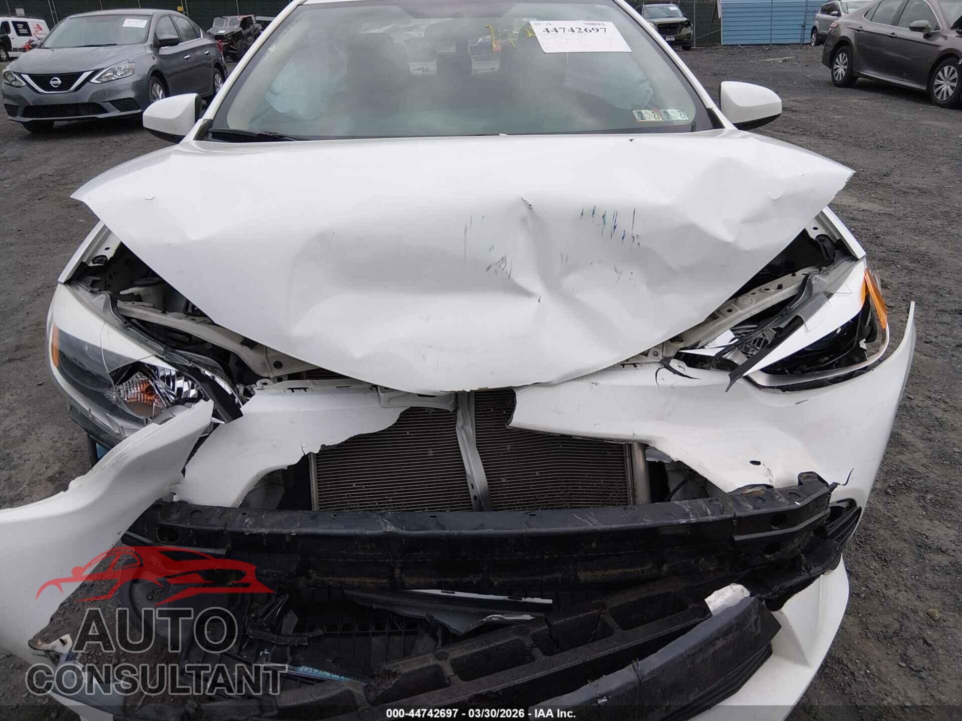 TOYOTA COROLLA 2014 - 2T1BURHE0EC203193