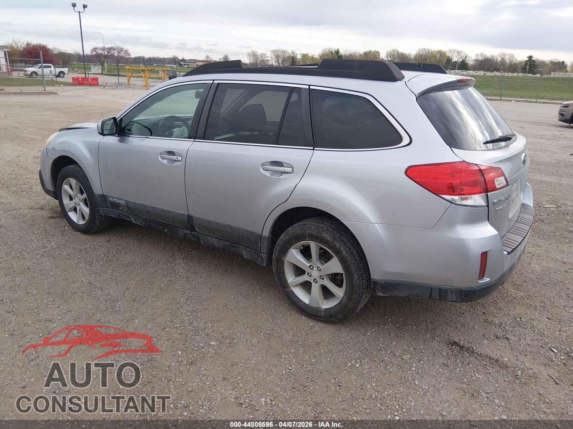 SUBARU OUTBACK 2013 - 4S4BRCCC1D3210841