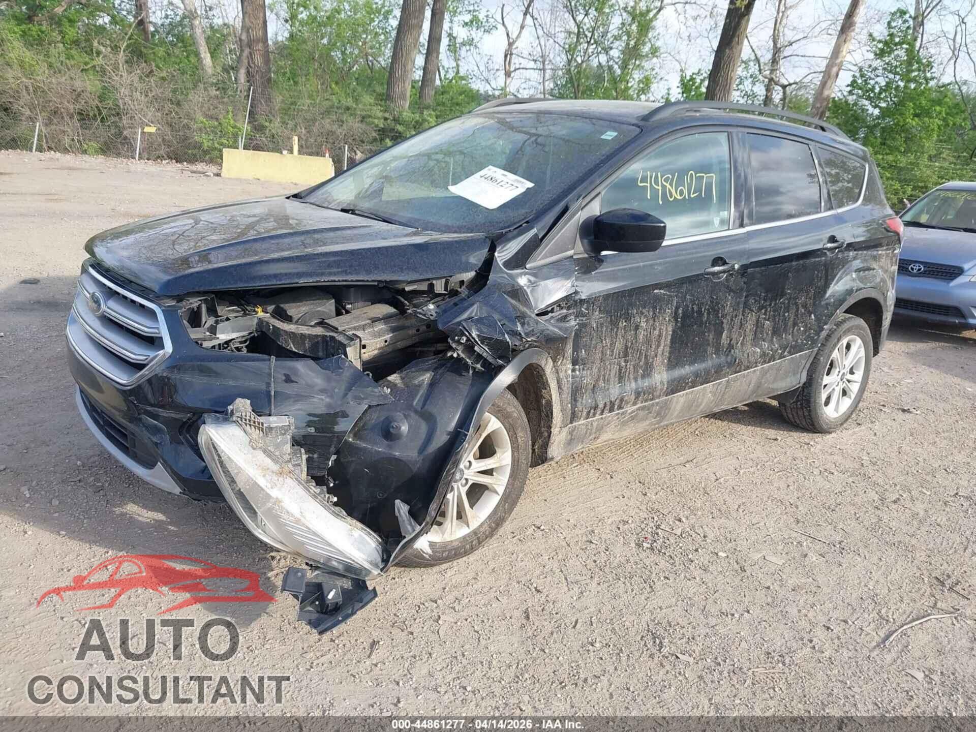 FORD ESCAPE 2017 - 1FMCU0GD1HUB77389