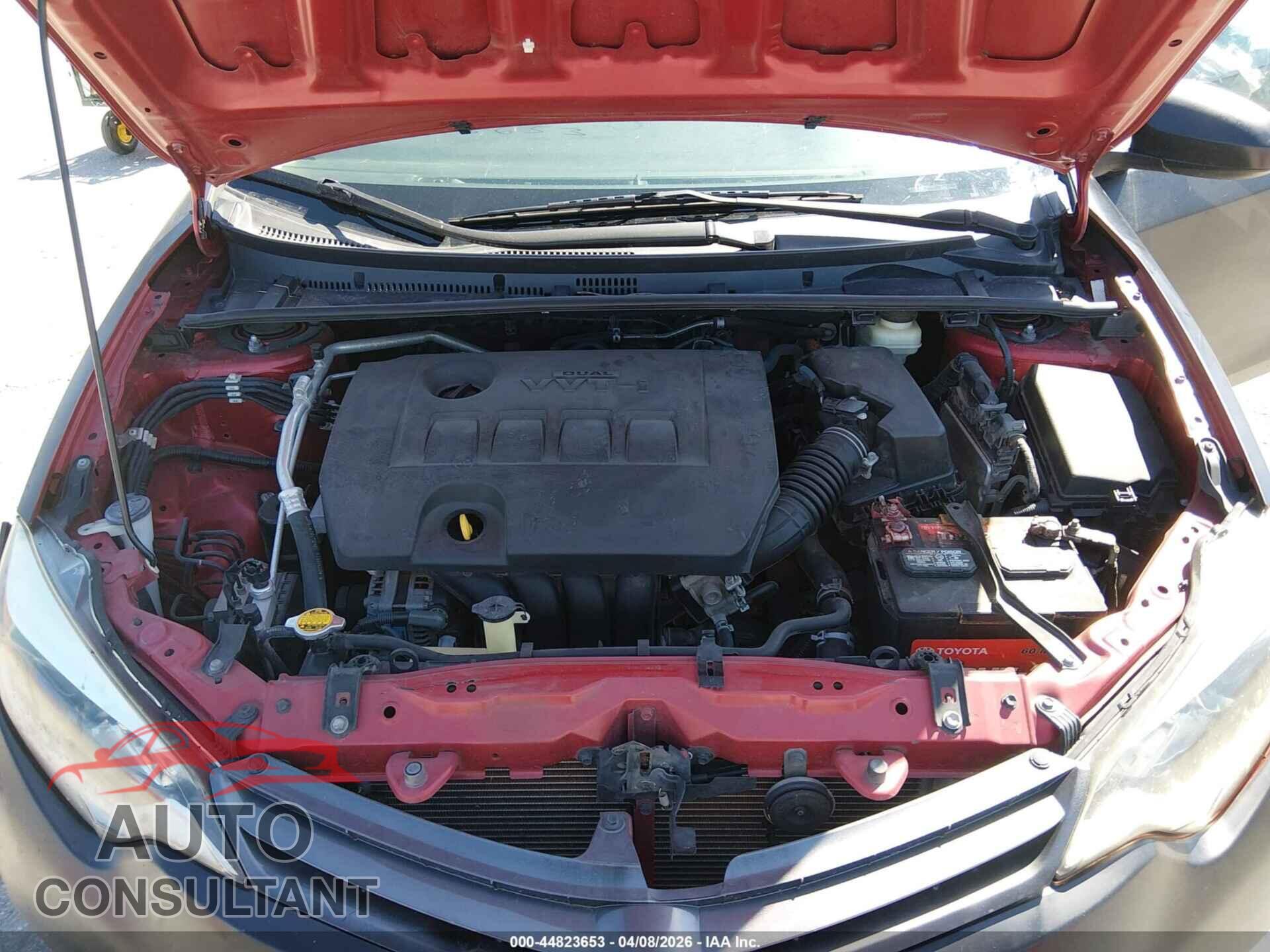 TOYOTA COROLLA 2015 - 5YFBURHE4FP350652