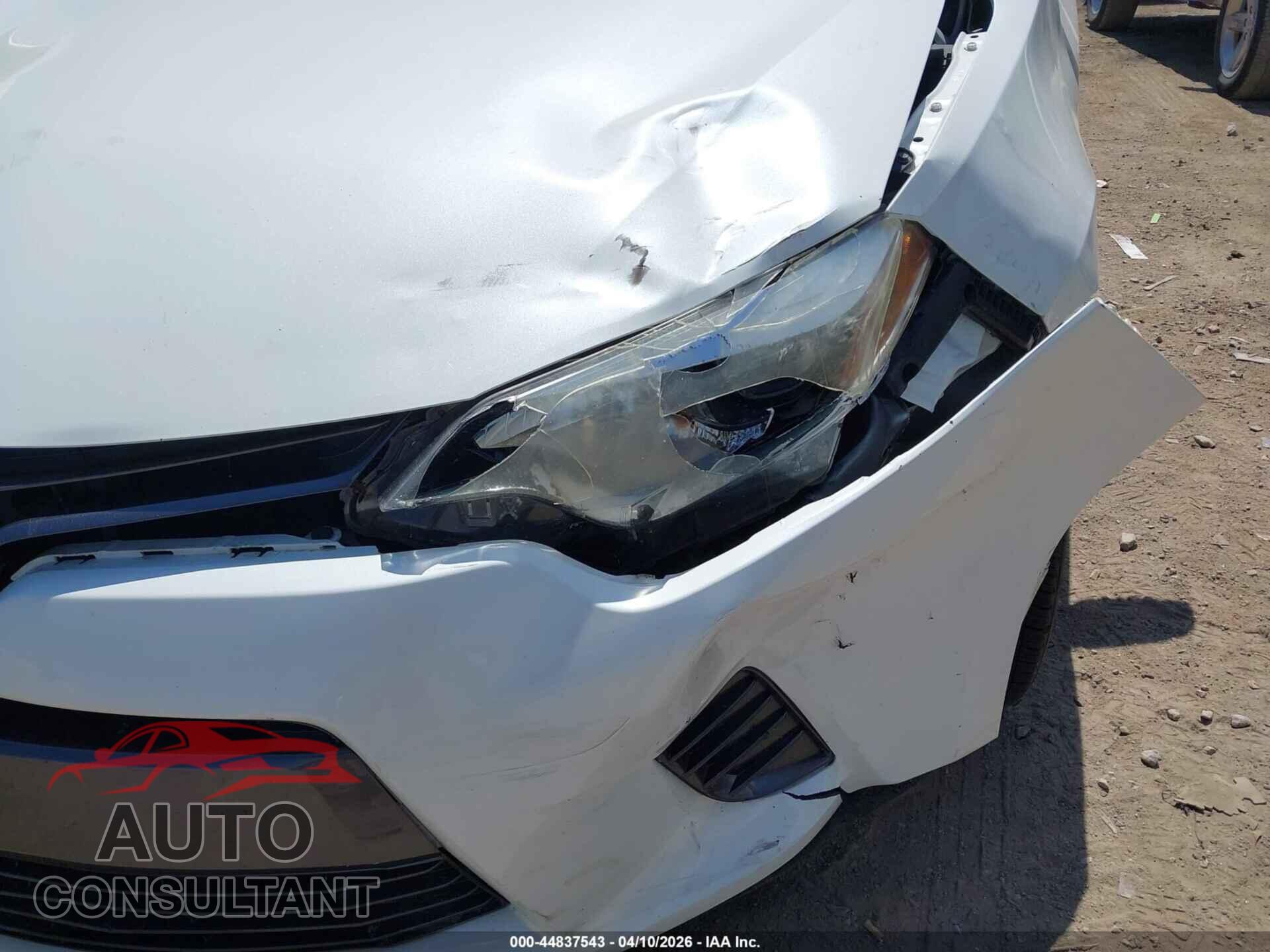 TOYOTA COROLLA 2015 - 5YFBPRHE5FP304089